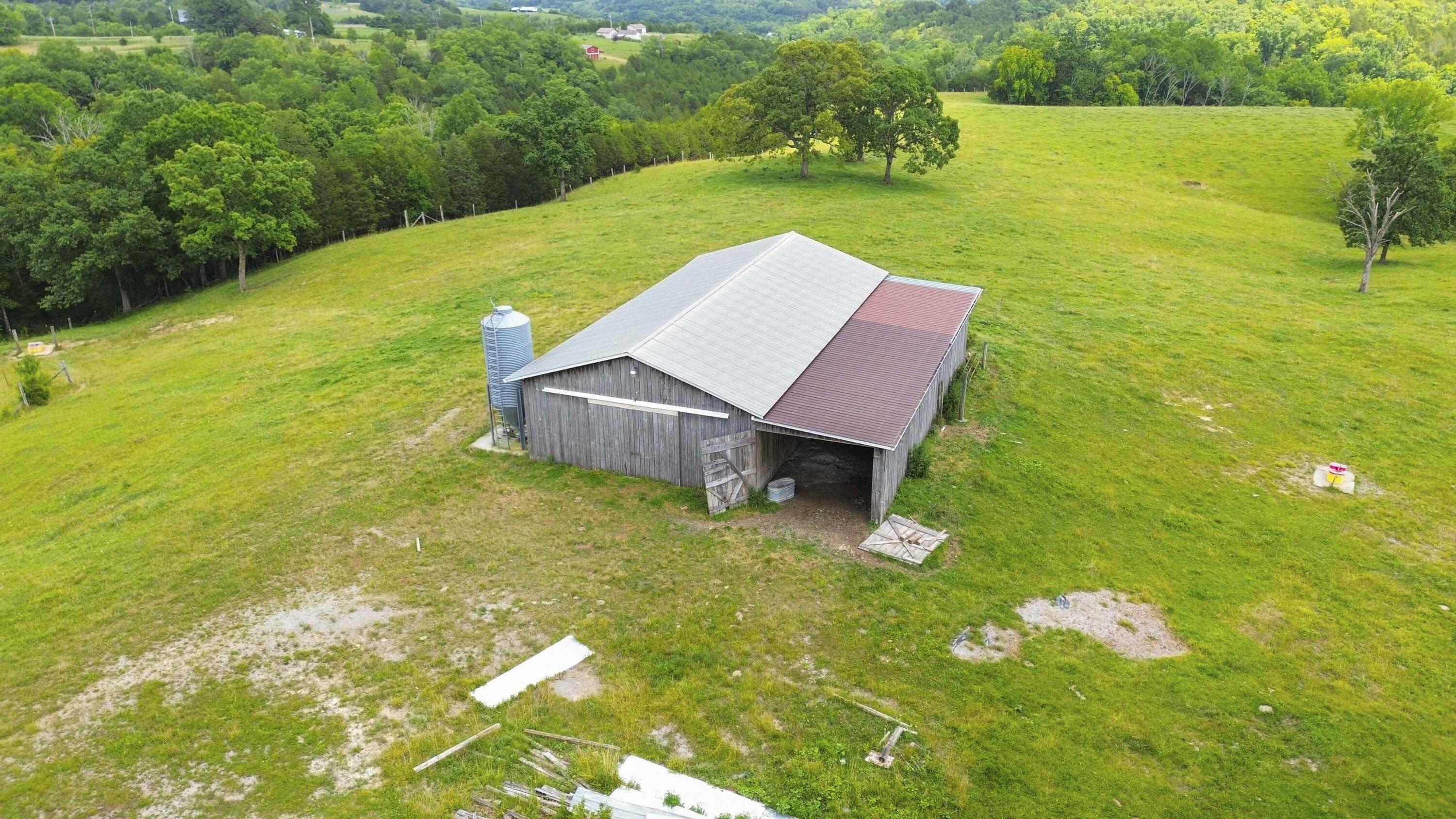 2851 Doylesville Road