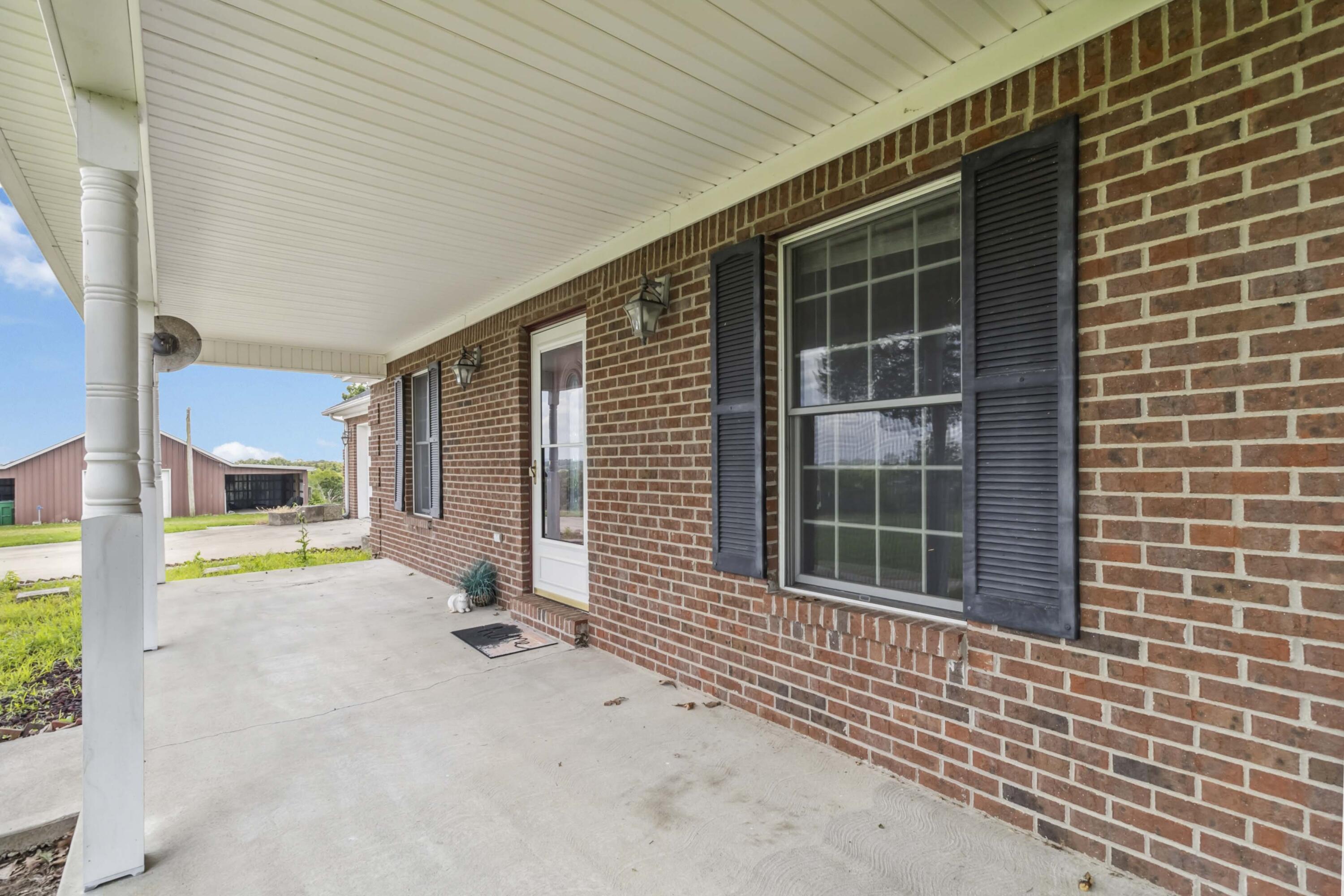 2851 Doylesville Road