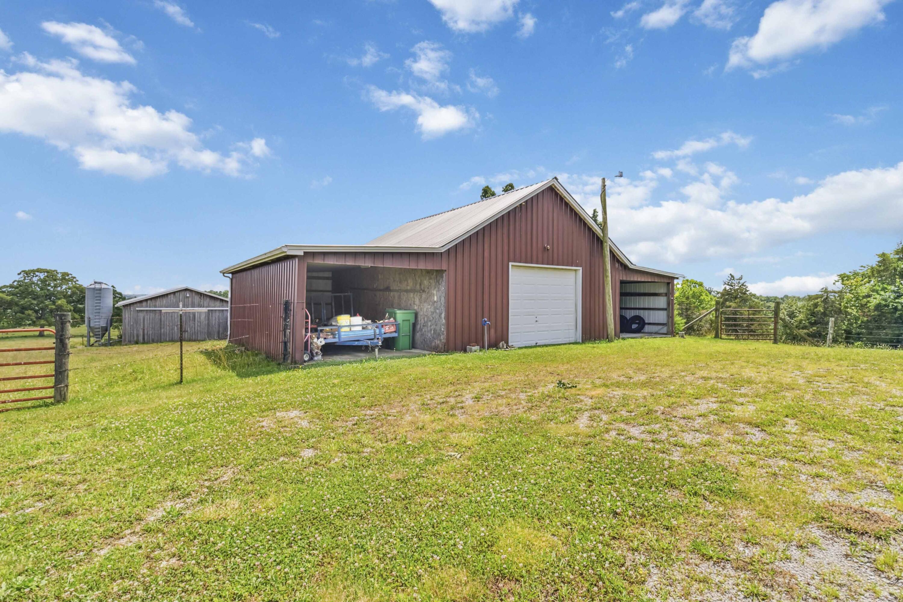 2851 Doylesville Road