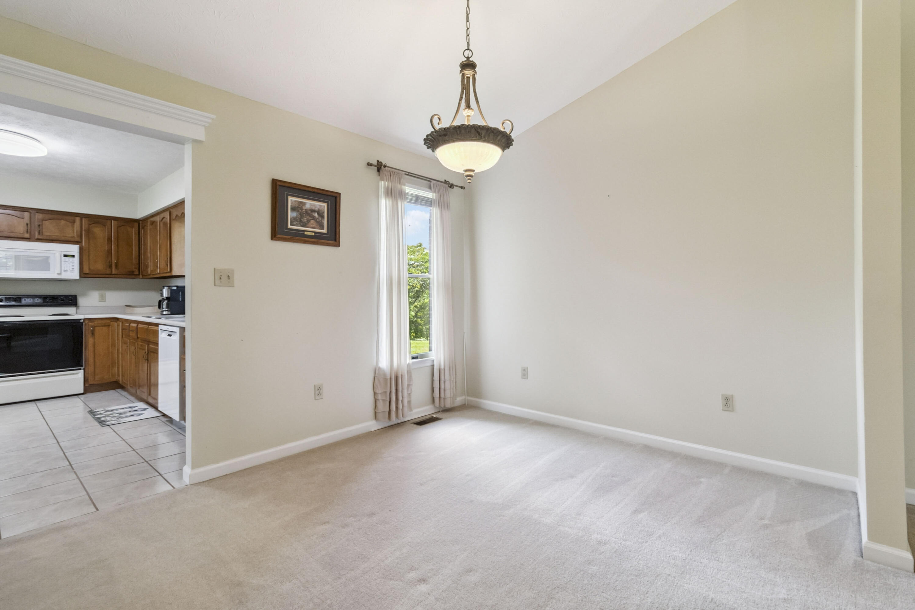 2851 Doylesville Road