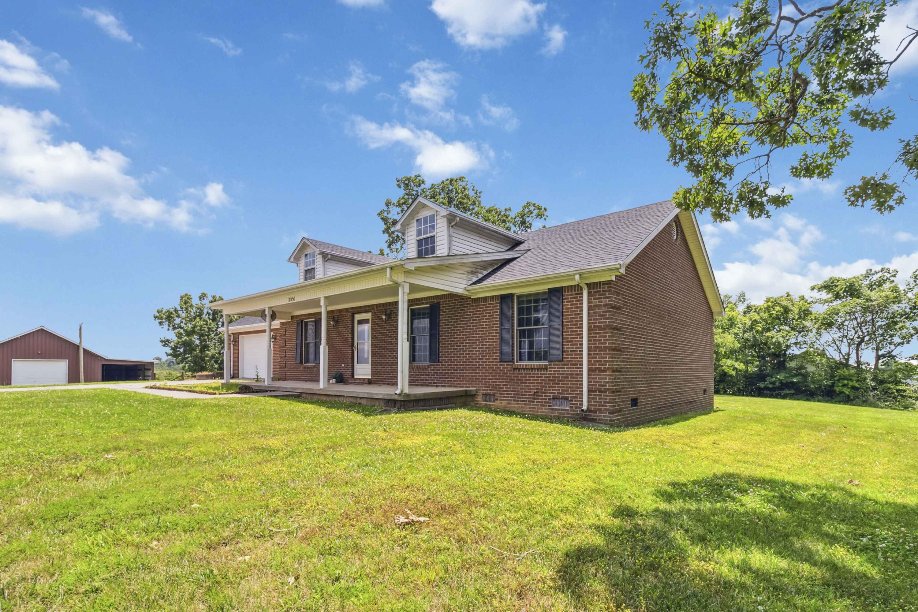 2851 Doylesville Road