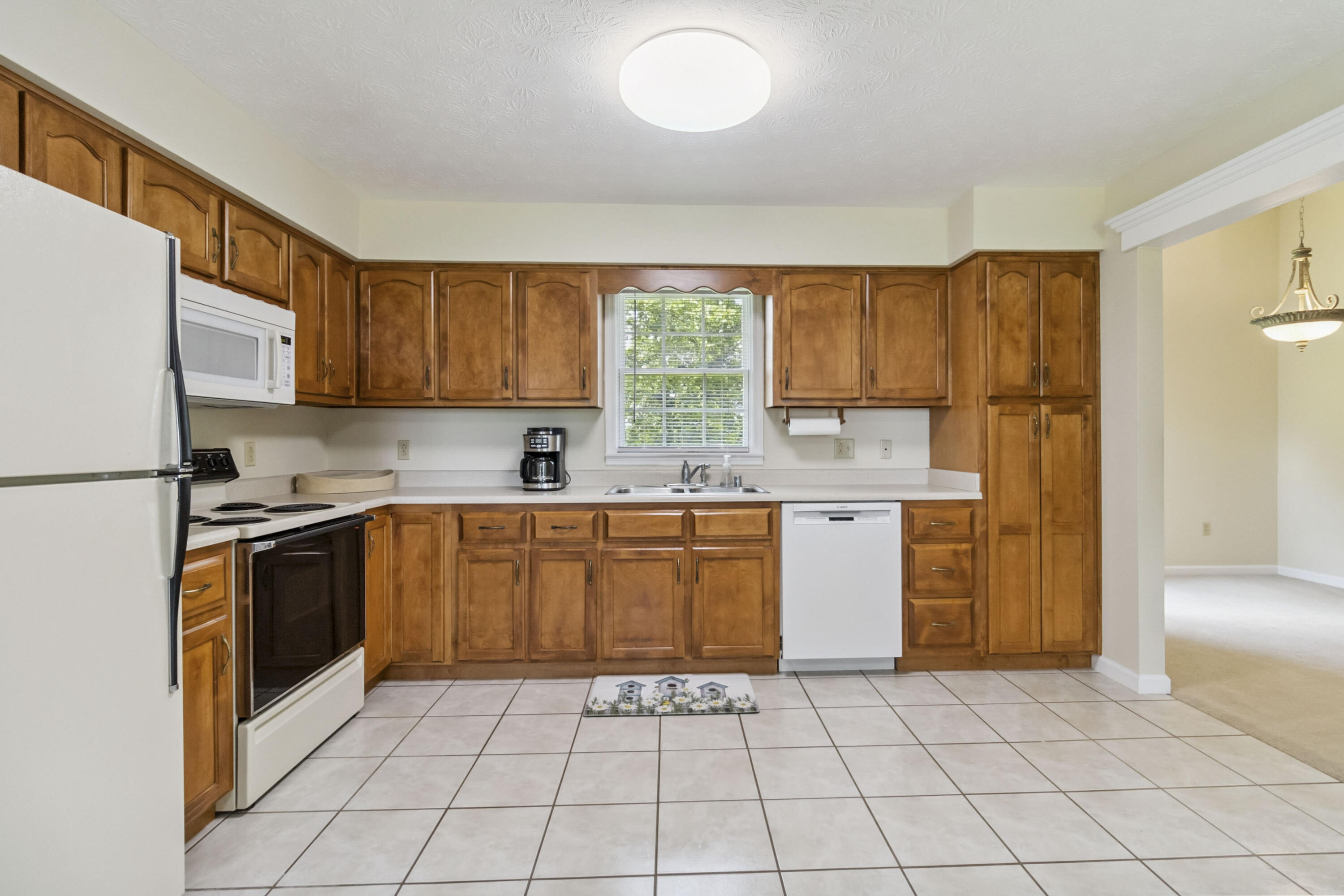 2851 Doylesville Road