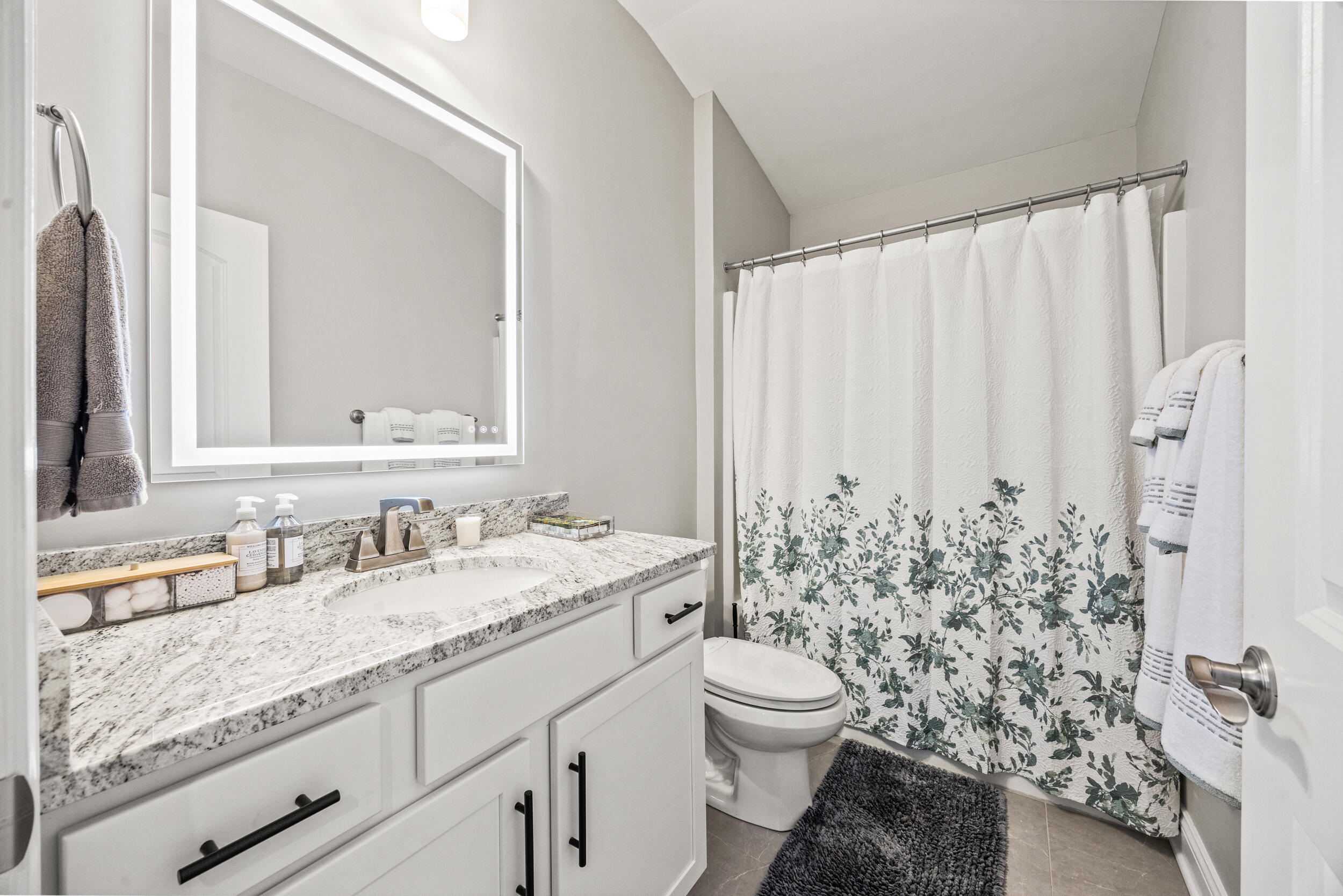 109 Blackthorn Drive