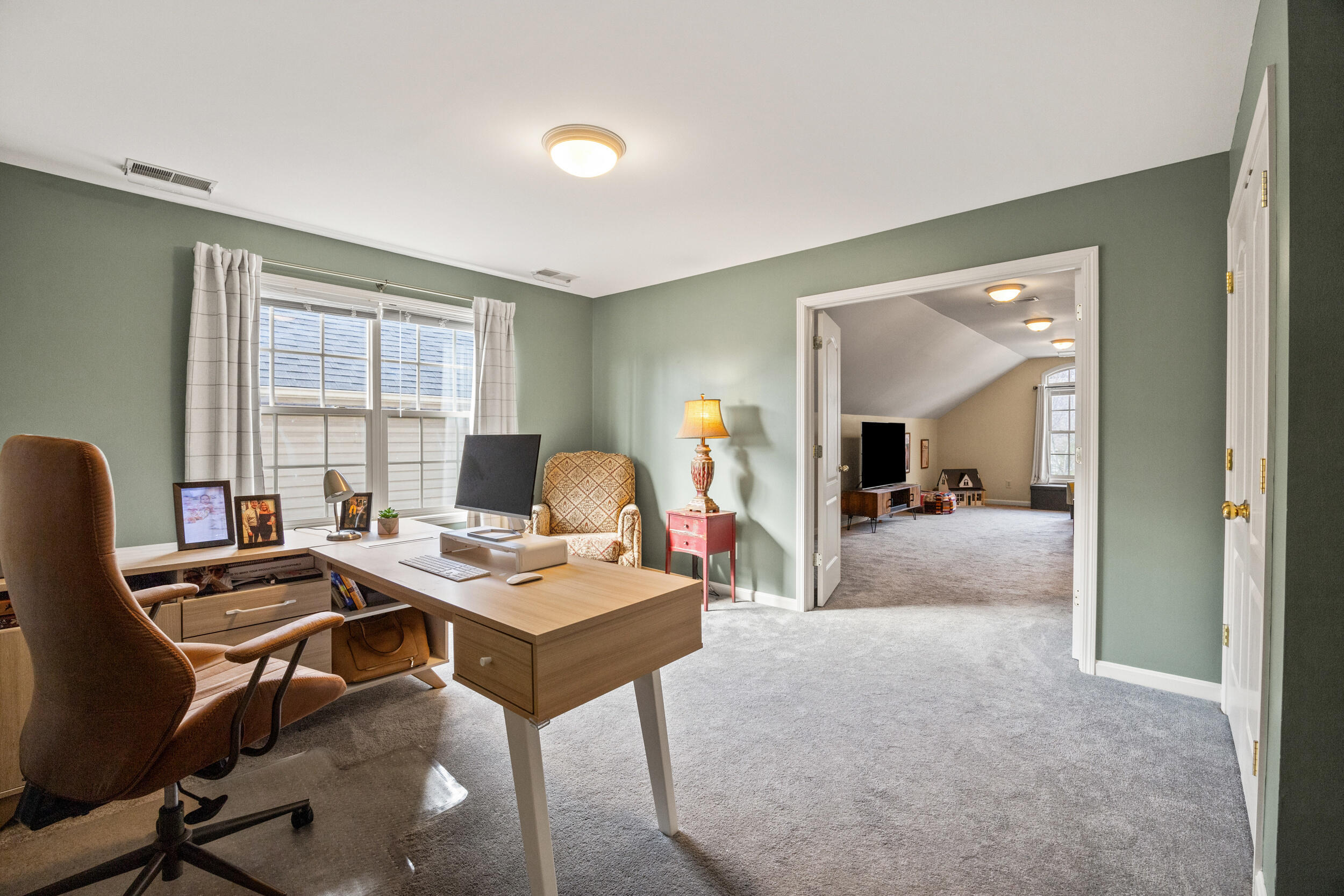 1777 Courtney Avenue