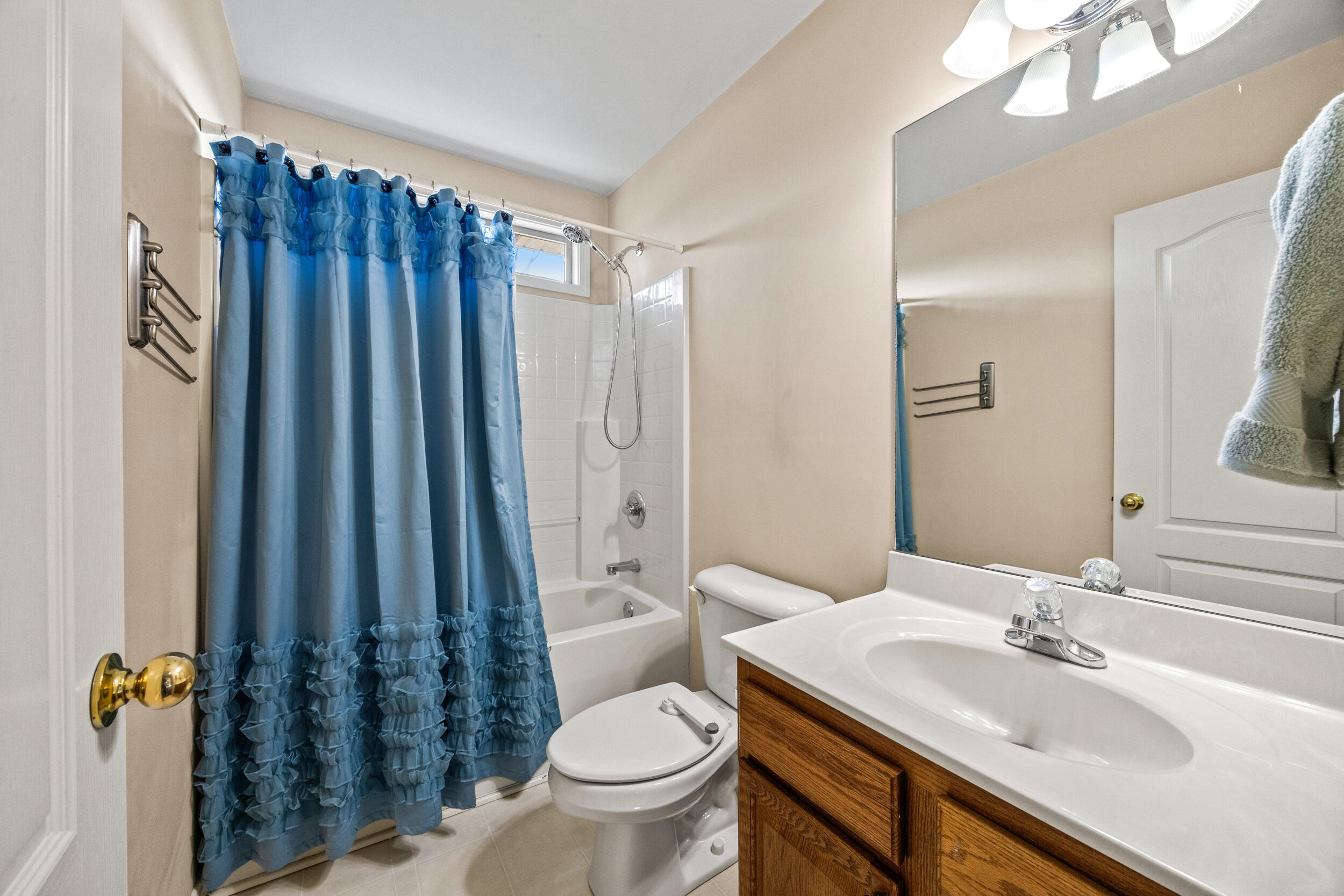 1777 Courtney Avenue