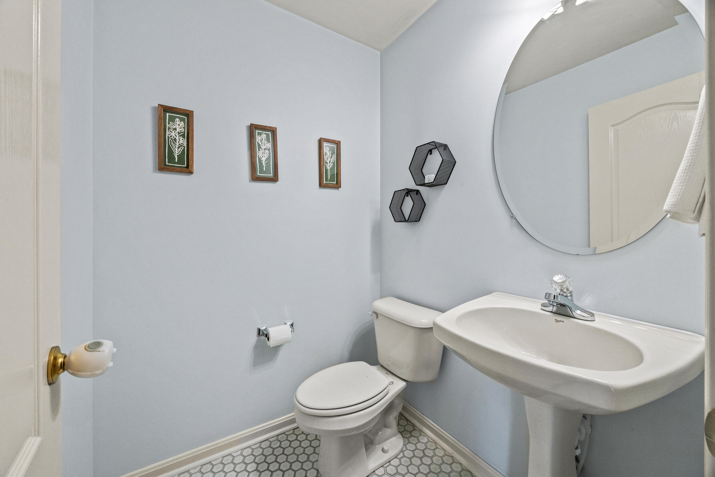 1777 Courtney Avenue