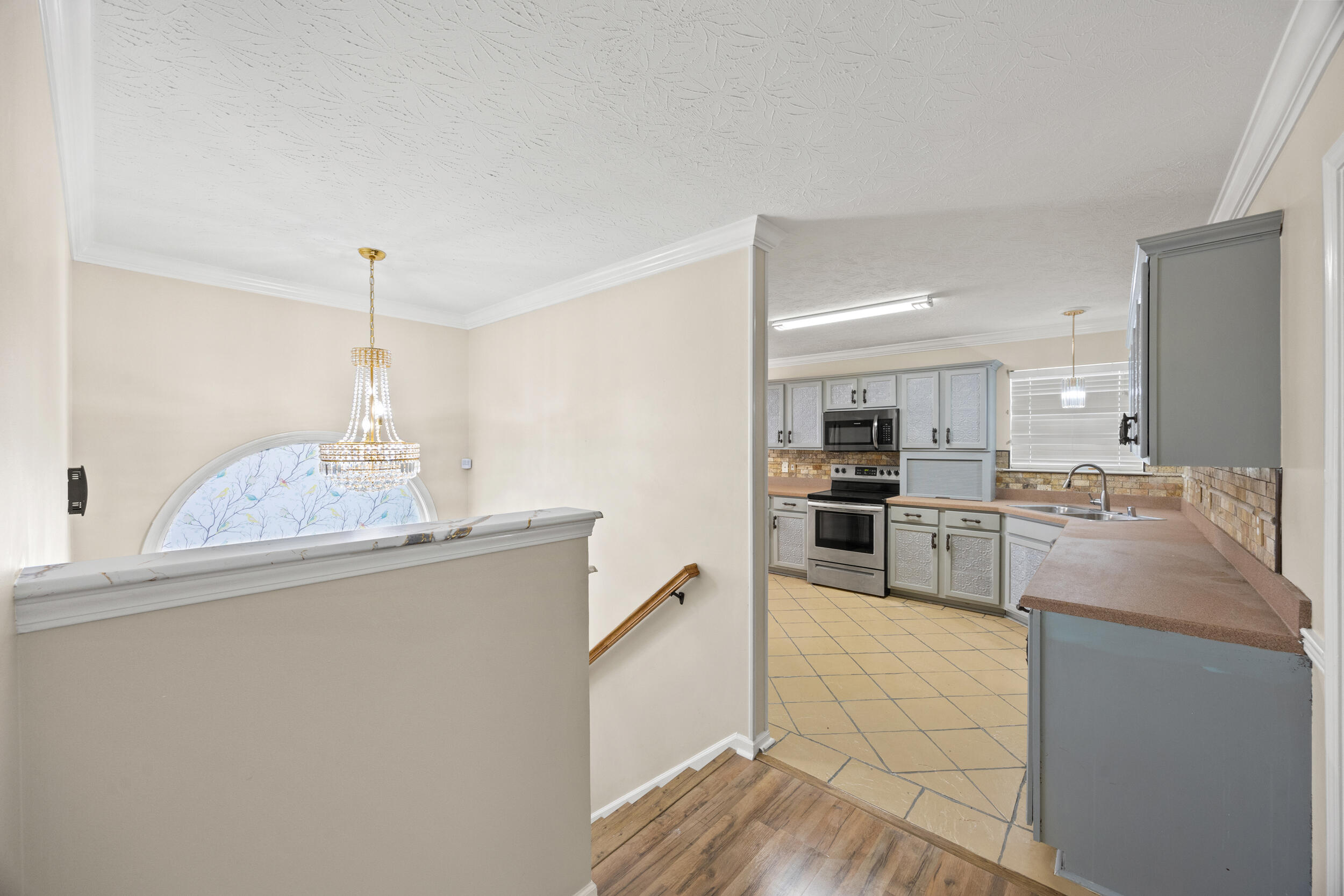 210 Secretariat Street