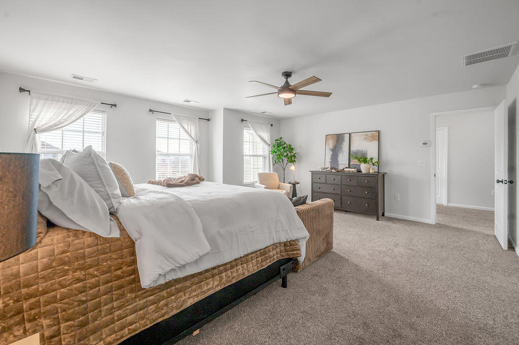 152 Schneider Boulevard