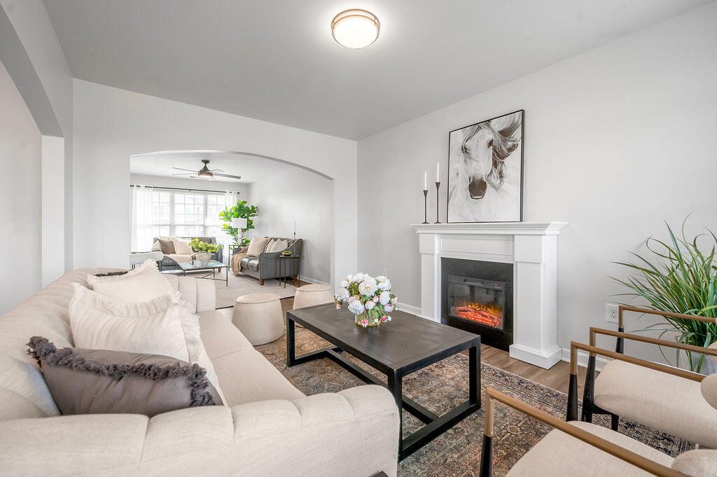 152 Schneider Boulevard