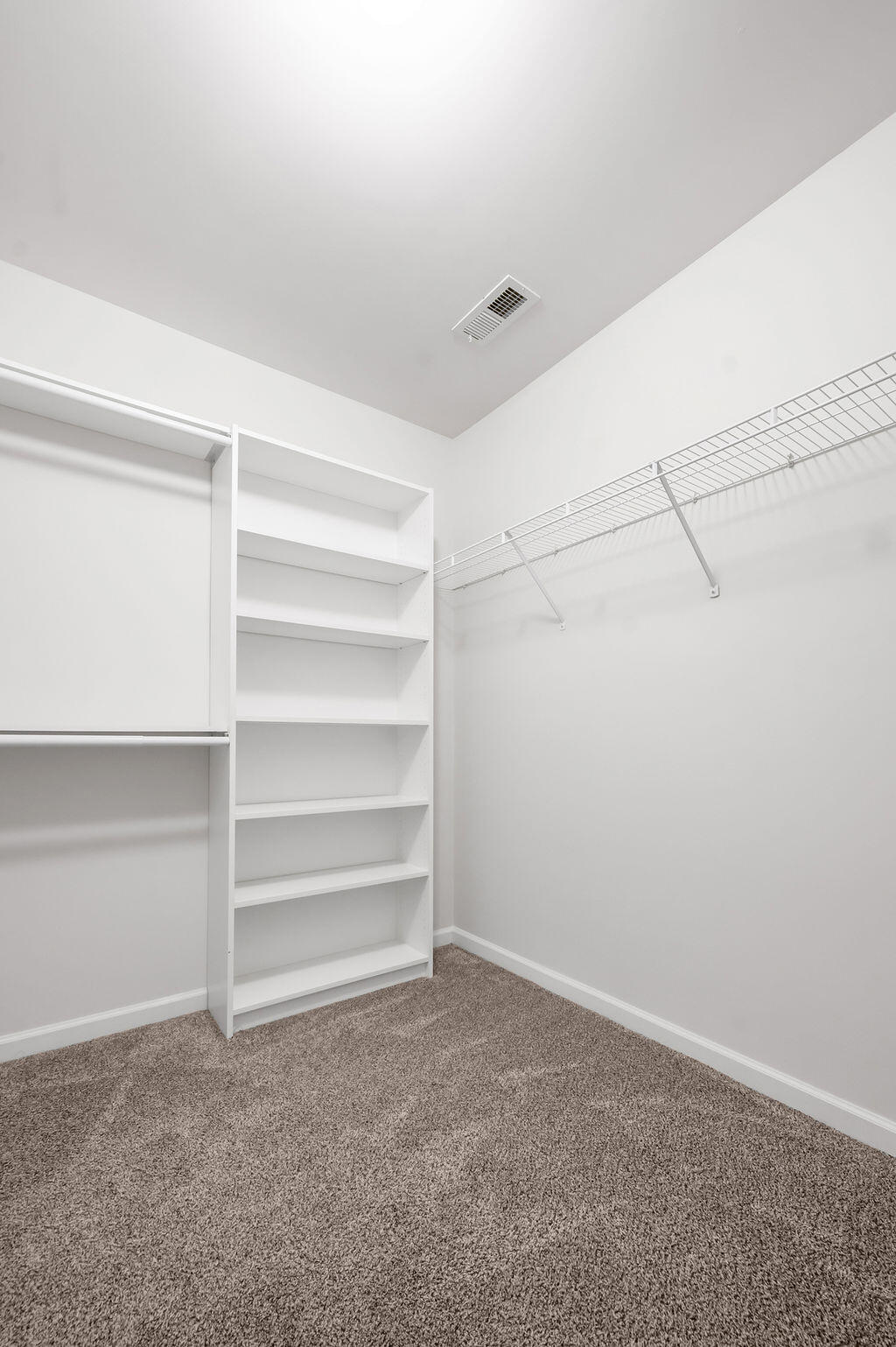 152 Schneider Boulevard