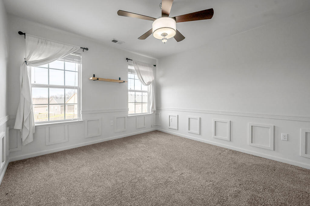 152 Schneider Boulevard