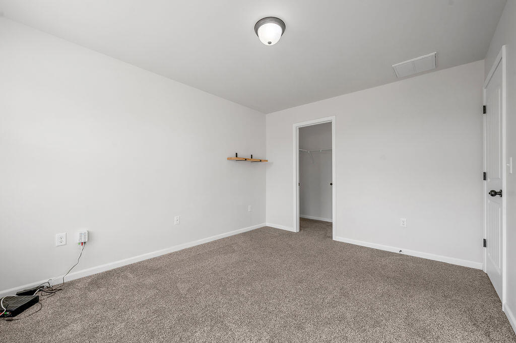 152 Schneider Boulevard