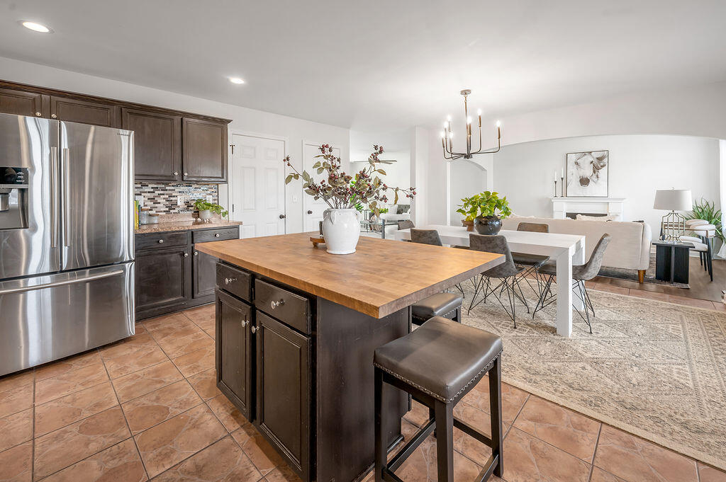 152 Schneider Boulevard