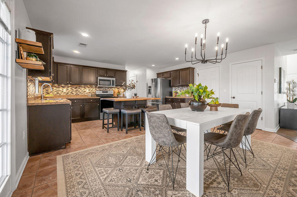 152 Schneider Boulevard