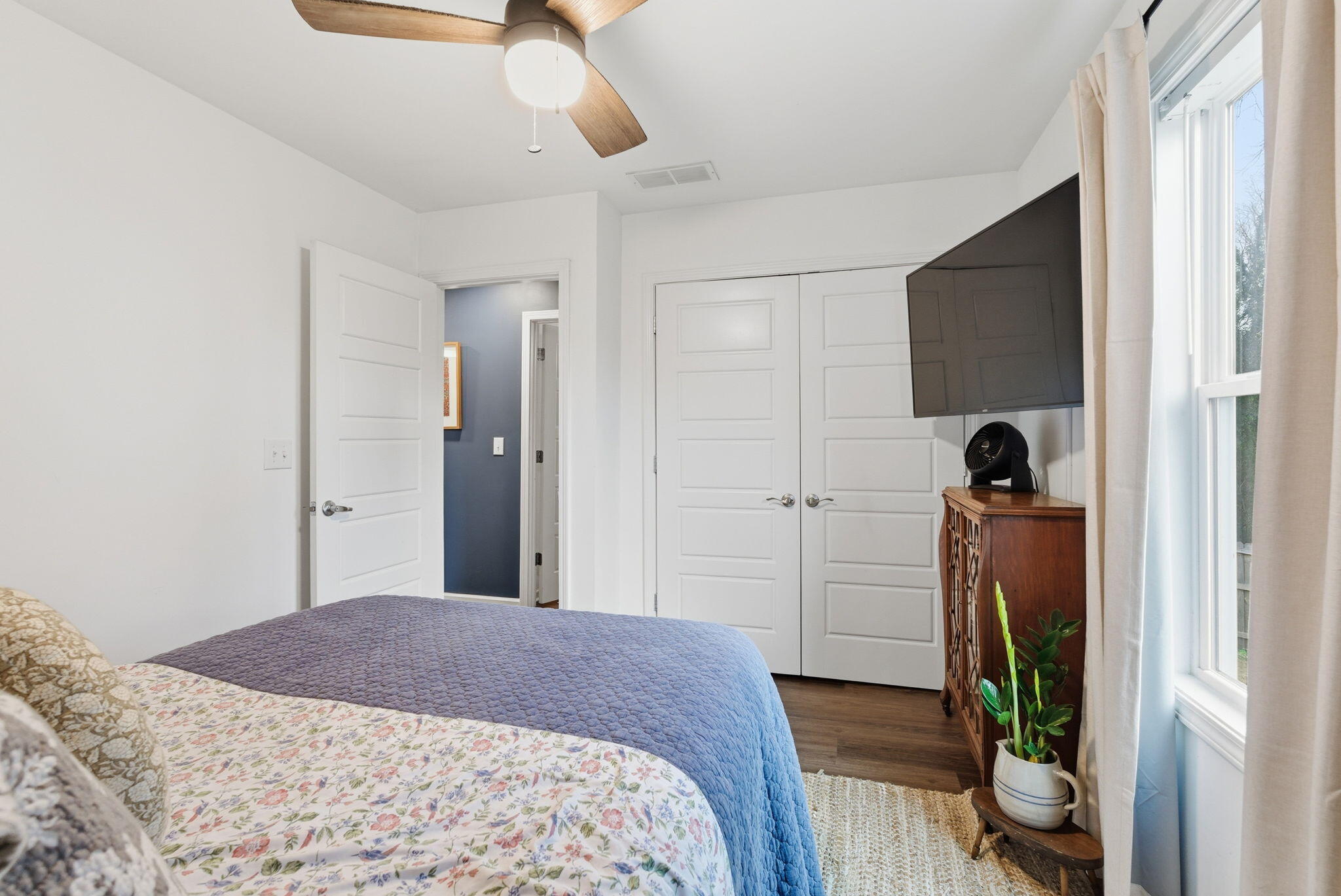 313 Alexander Street