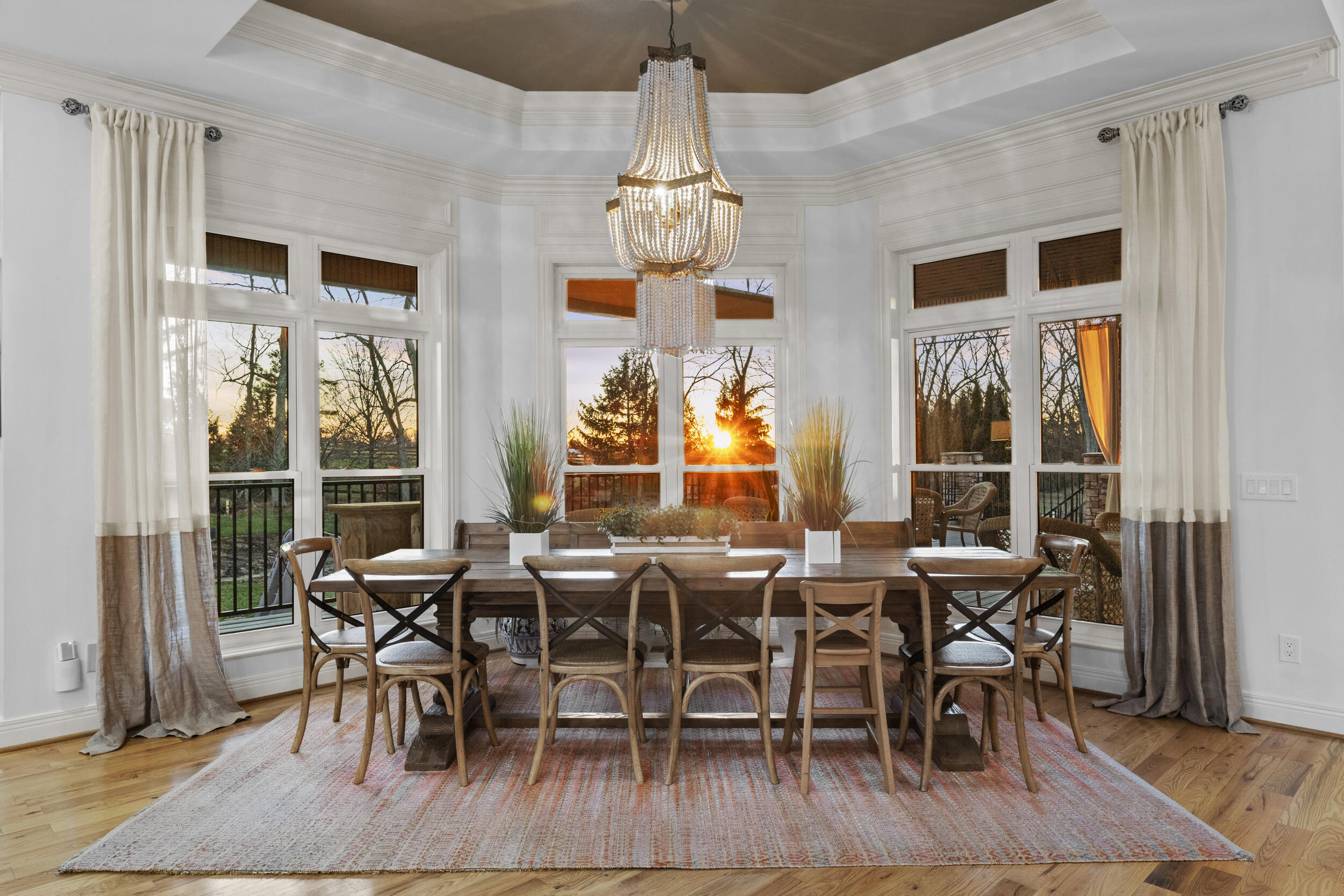 236 E Cambridge Lane