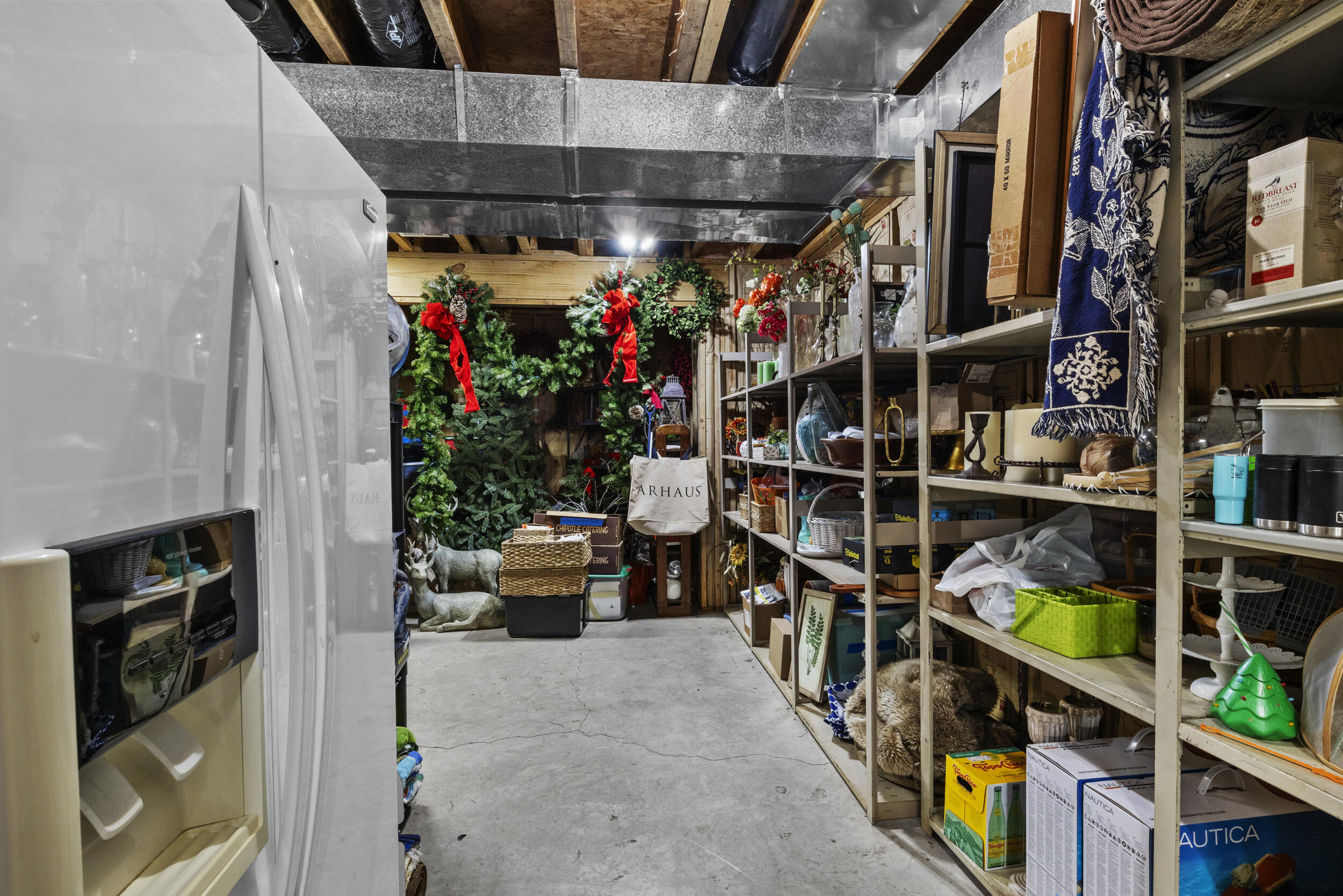 236 E Cambridge Lane