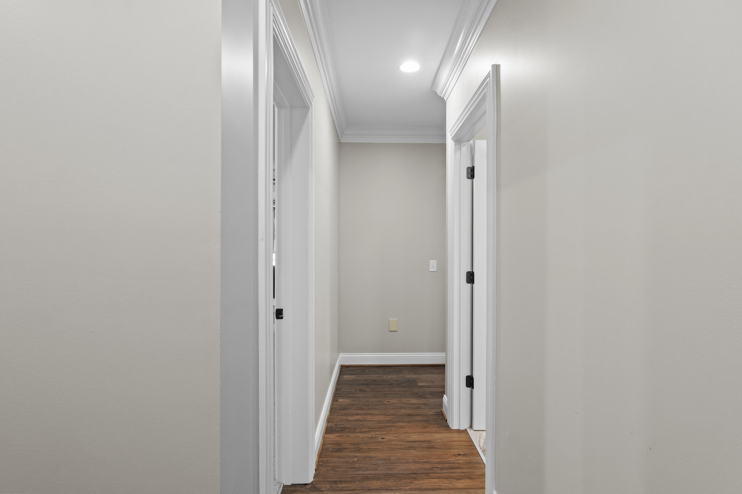 236 E Cambridge Lane