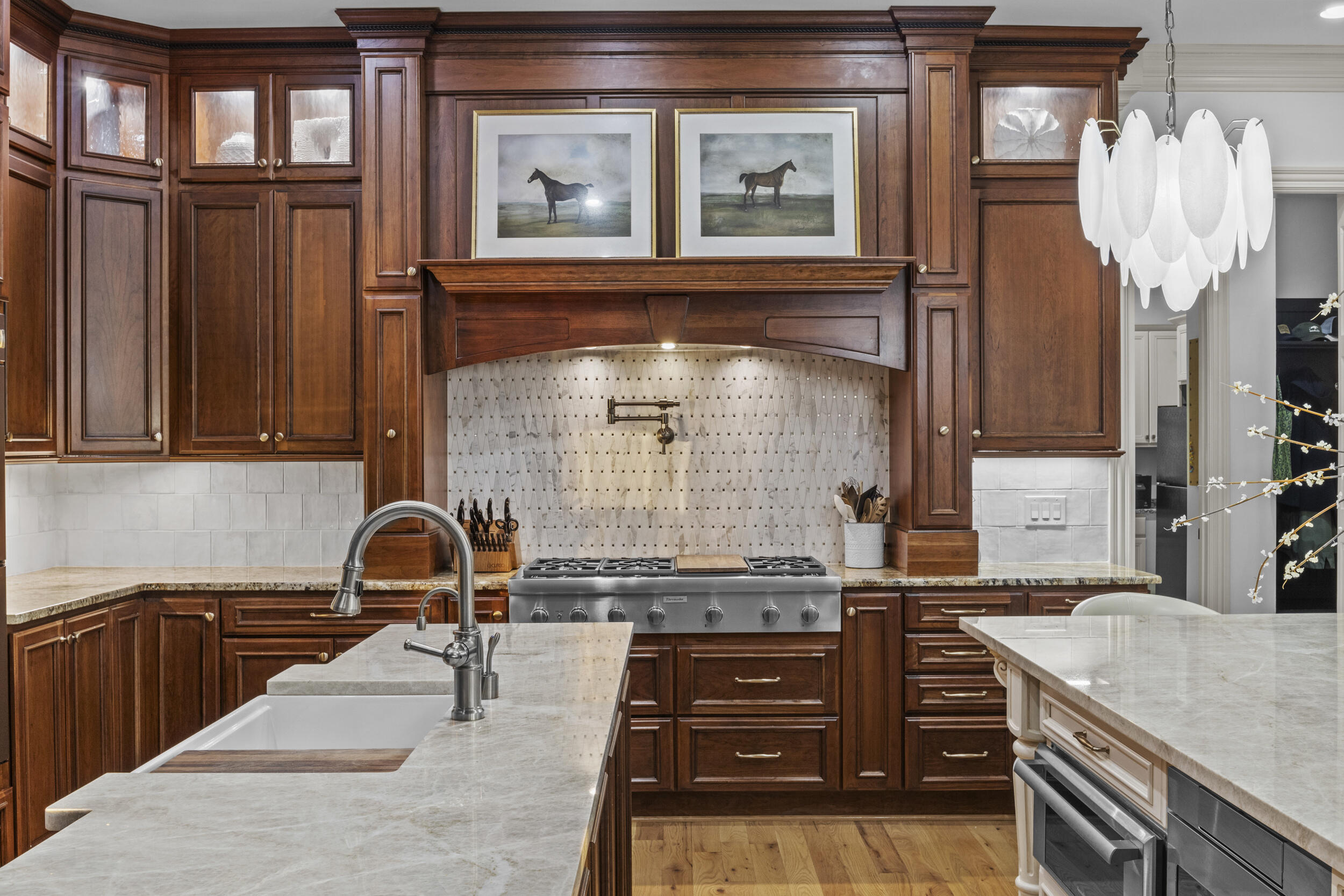 236 E Cambridge Lane