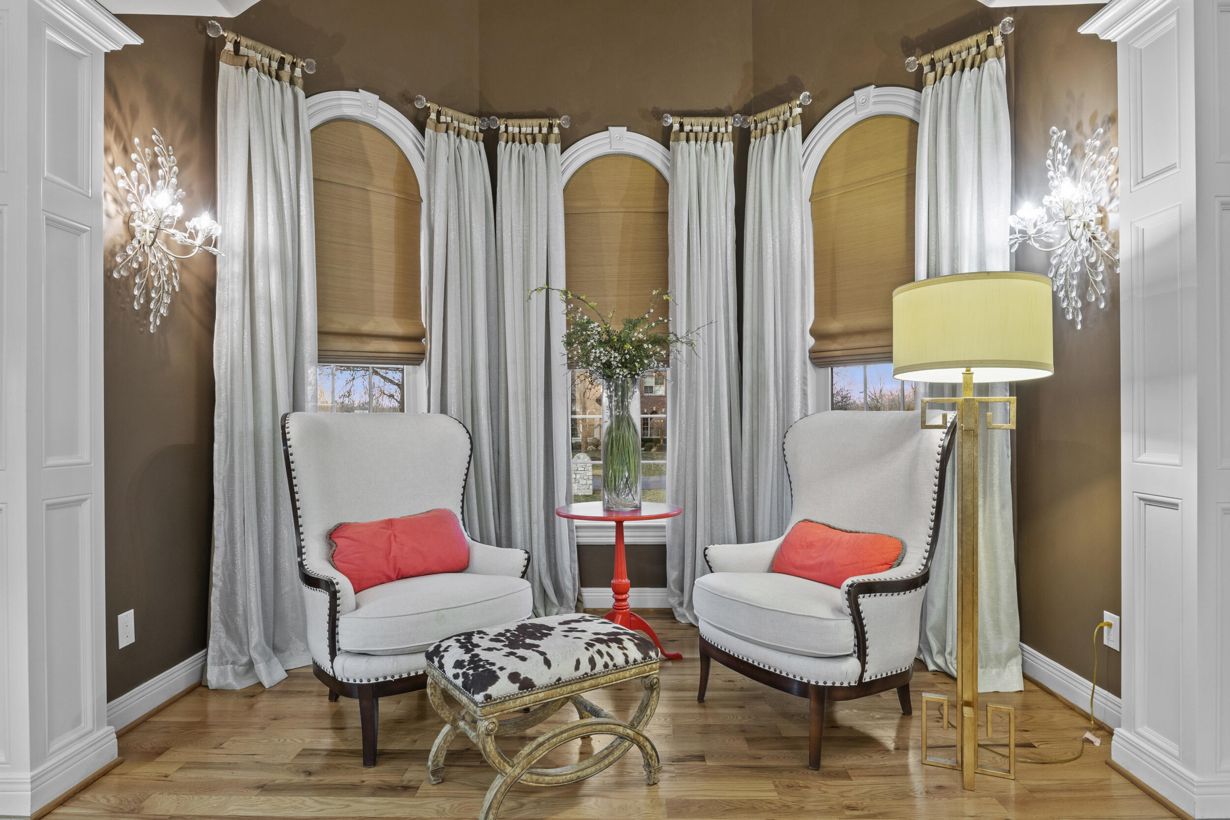 236 E Cambridge Lane