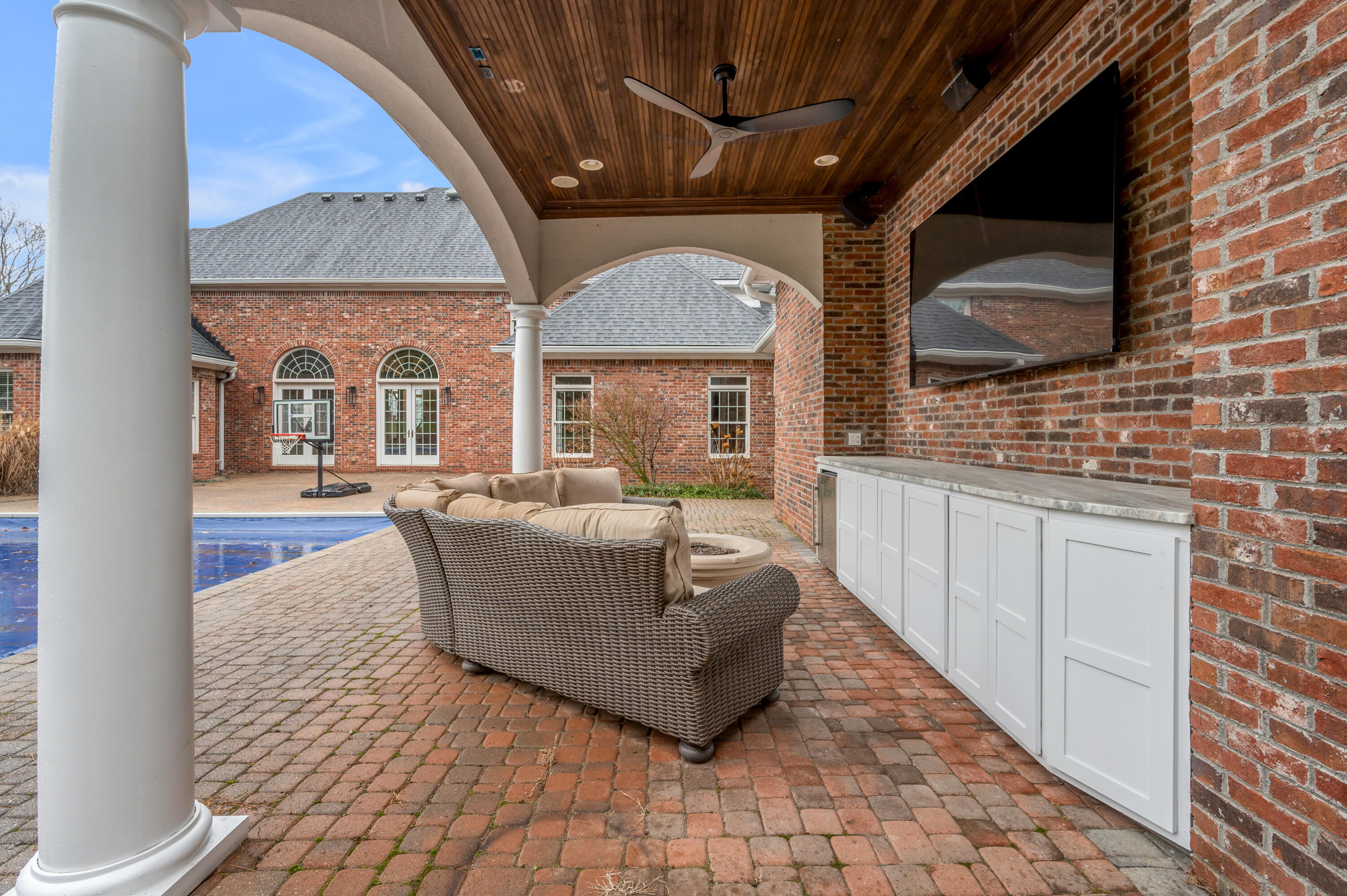 1056 High Point Drive