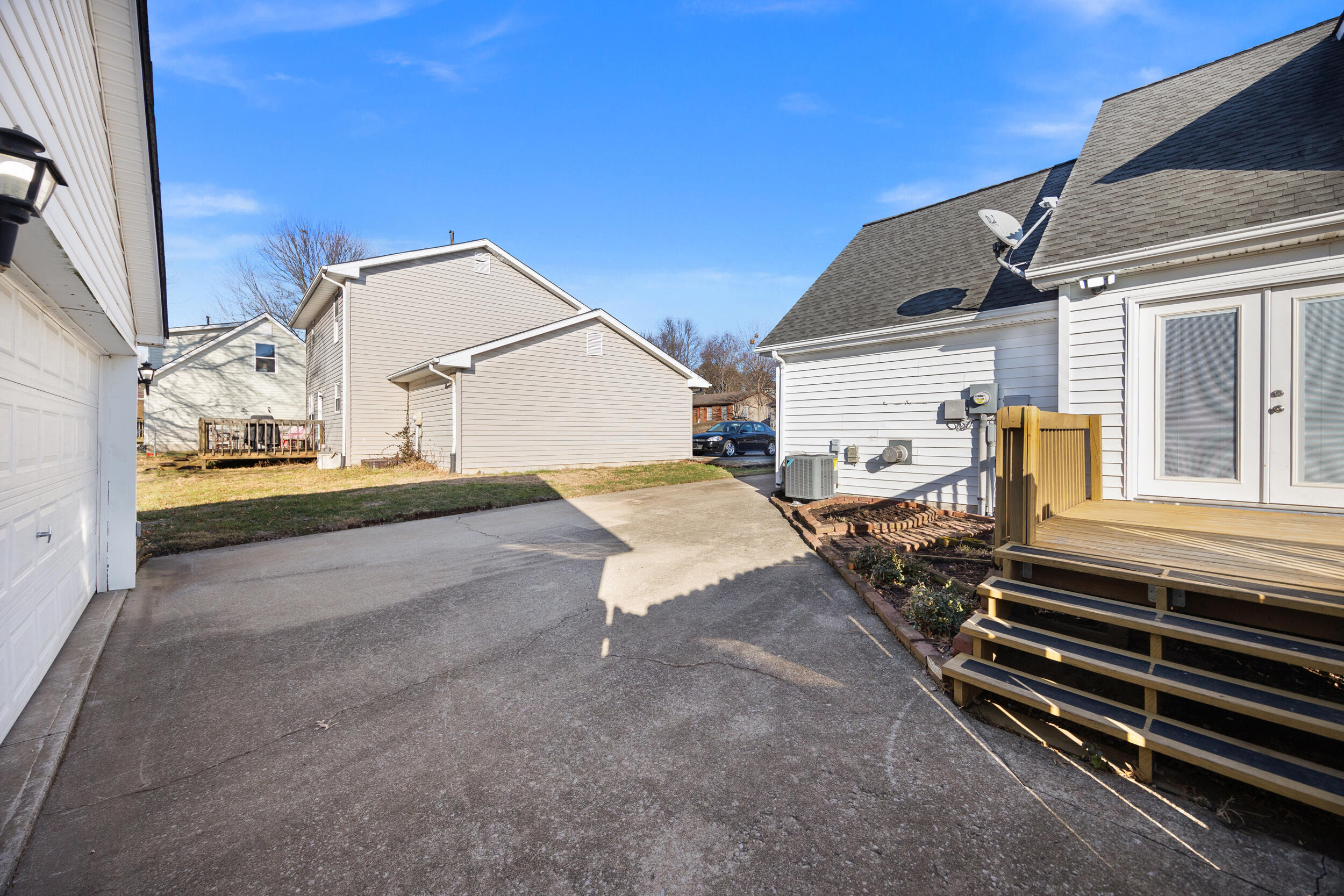 1336 Dorchester Drive