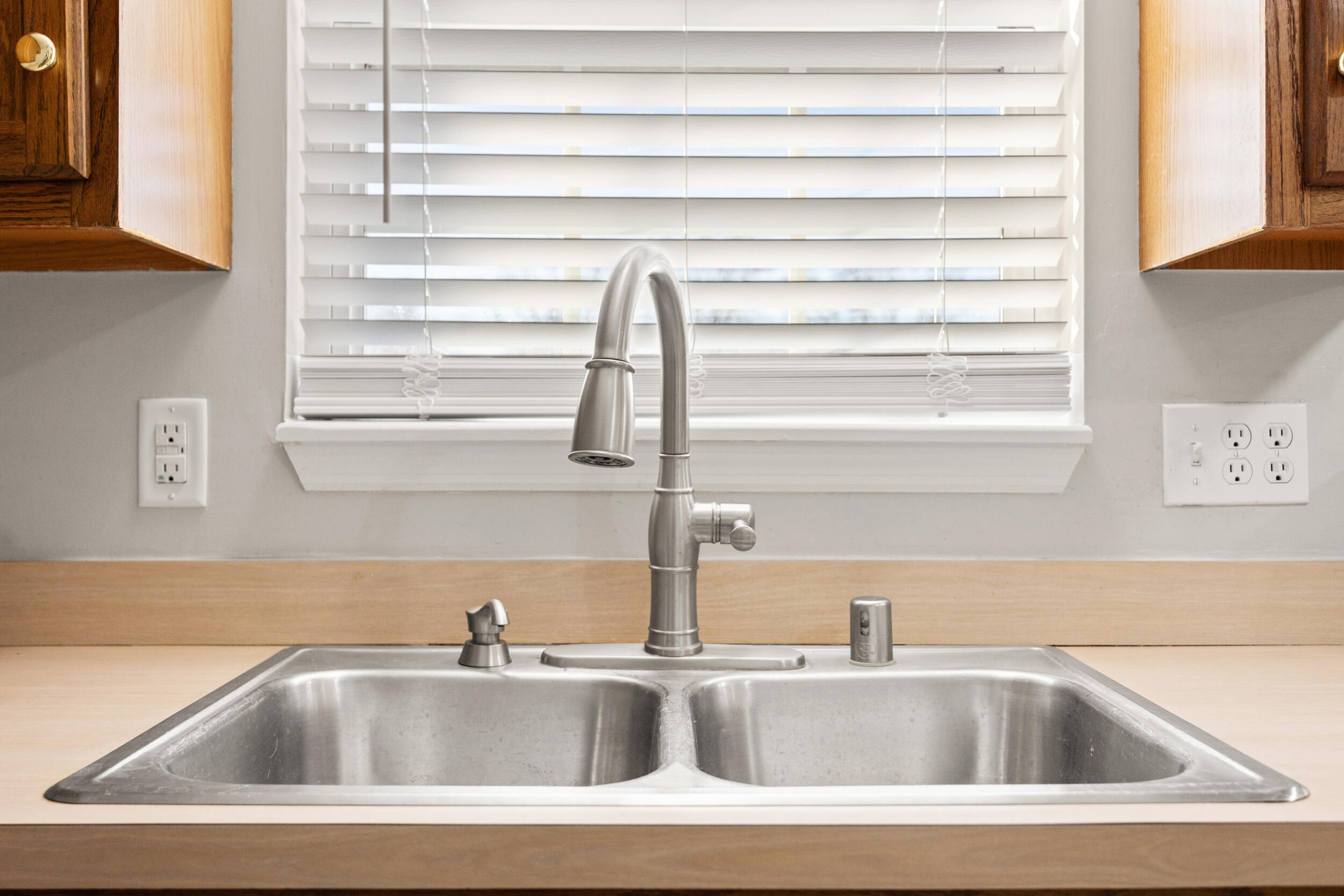 1336 Dorchester Drive