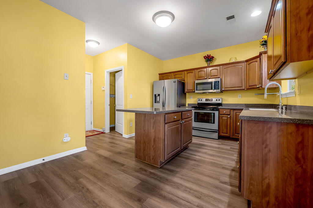 4397 Walnut Creek Drive