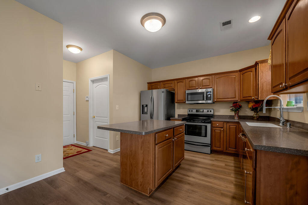 4397 Walnut Creek Drive