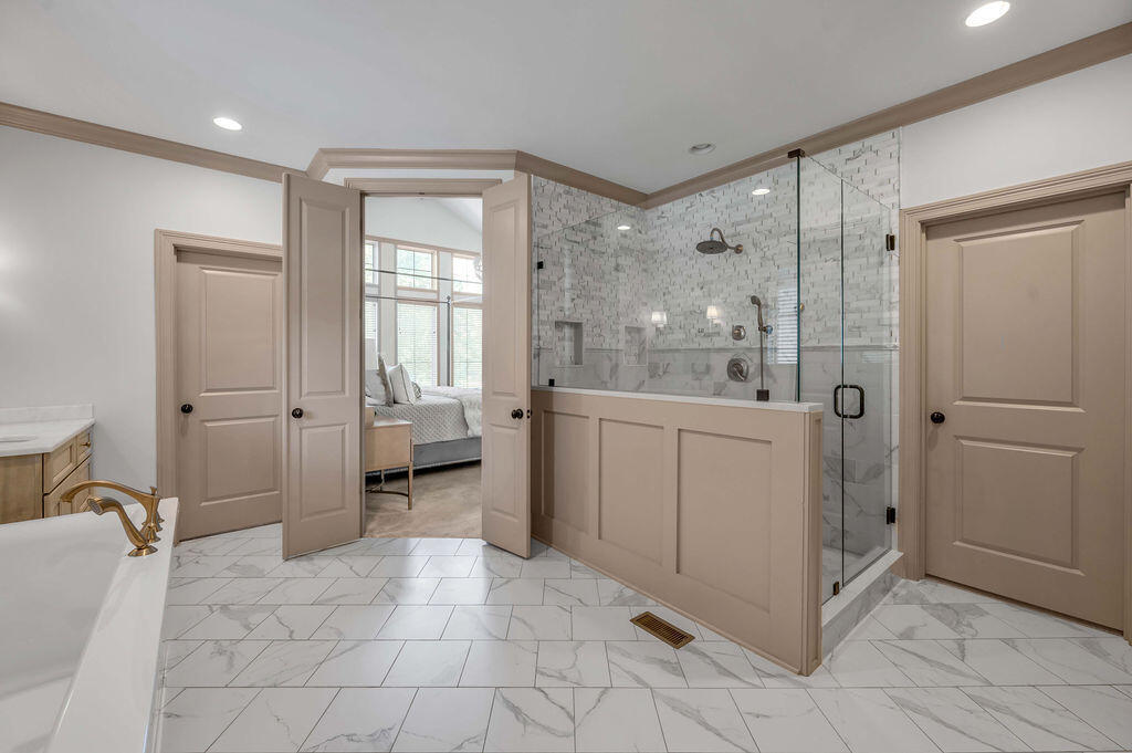 127 Meadow Ridge Drive