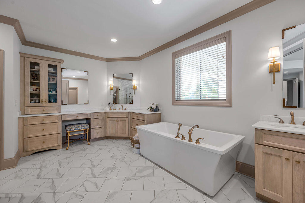 127 Meadow Ridge Drive