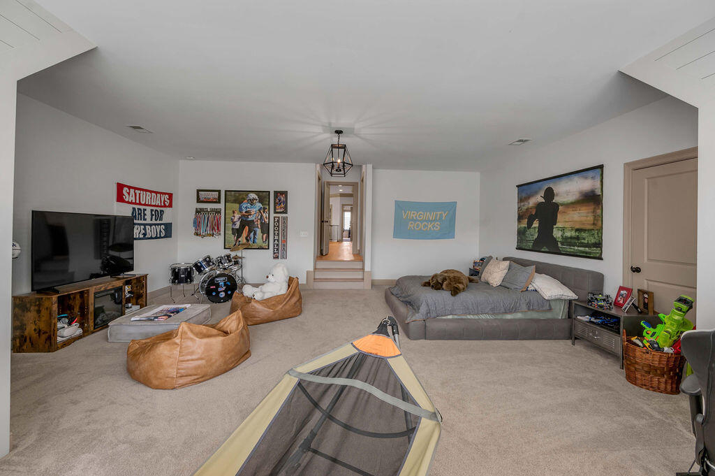 127 Meadow Ridge Drive