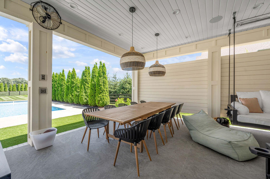 127 Meadow Ridge Drive