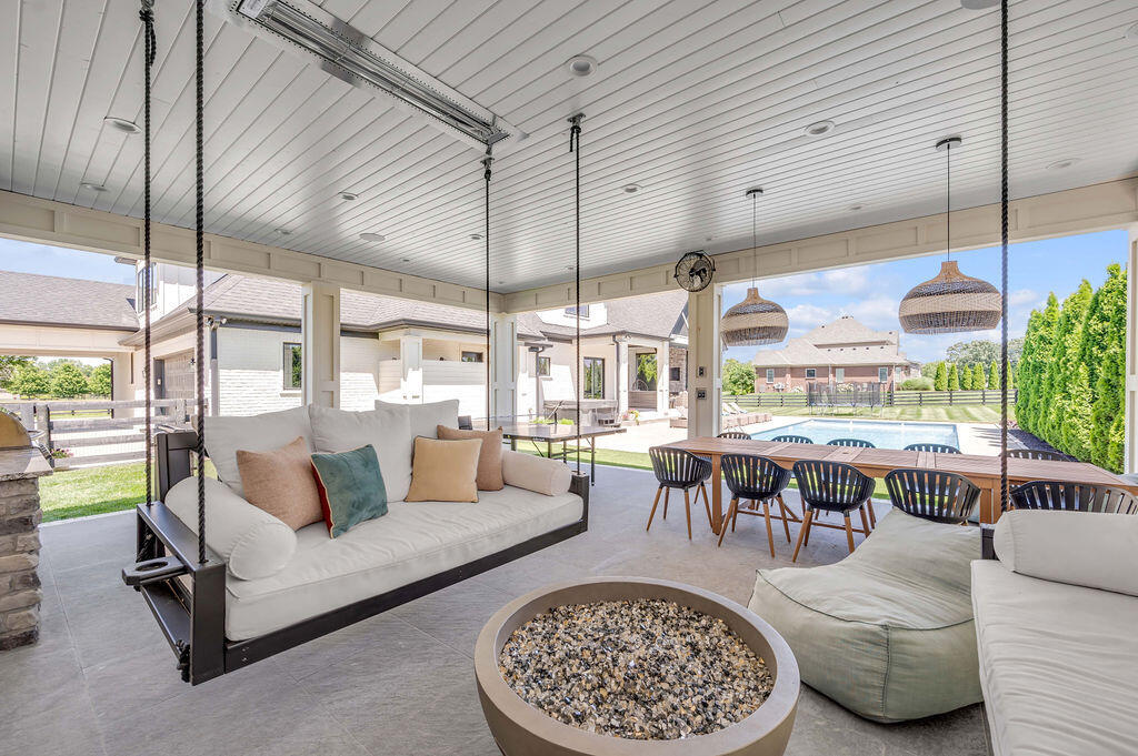 127 Meadow Ridge Drive