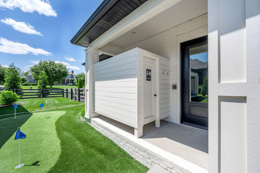 127 Meadow Ridge Drive