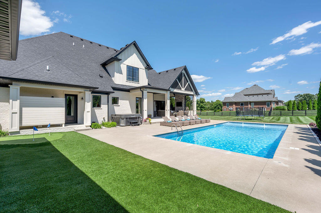 127 Meadow Ridge Drive