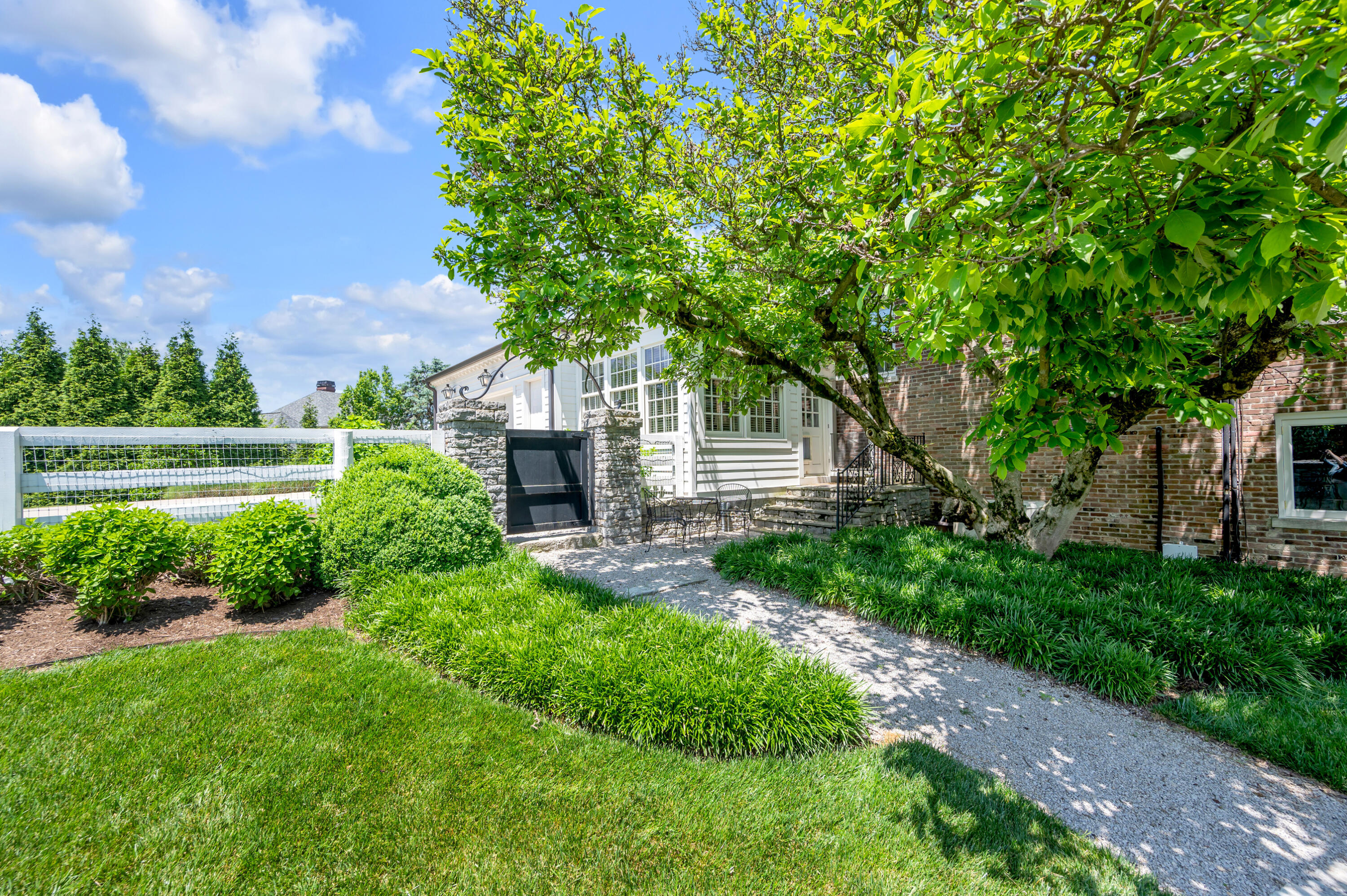 1893 Honey Spring Place