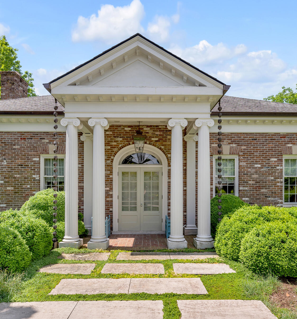 1893 Honey Spring Place