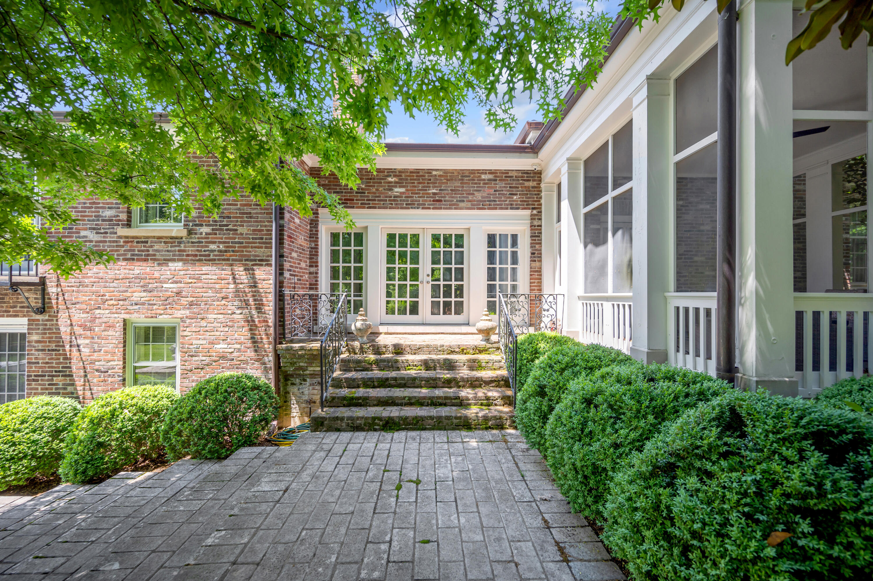 1893 Honey Spring Place