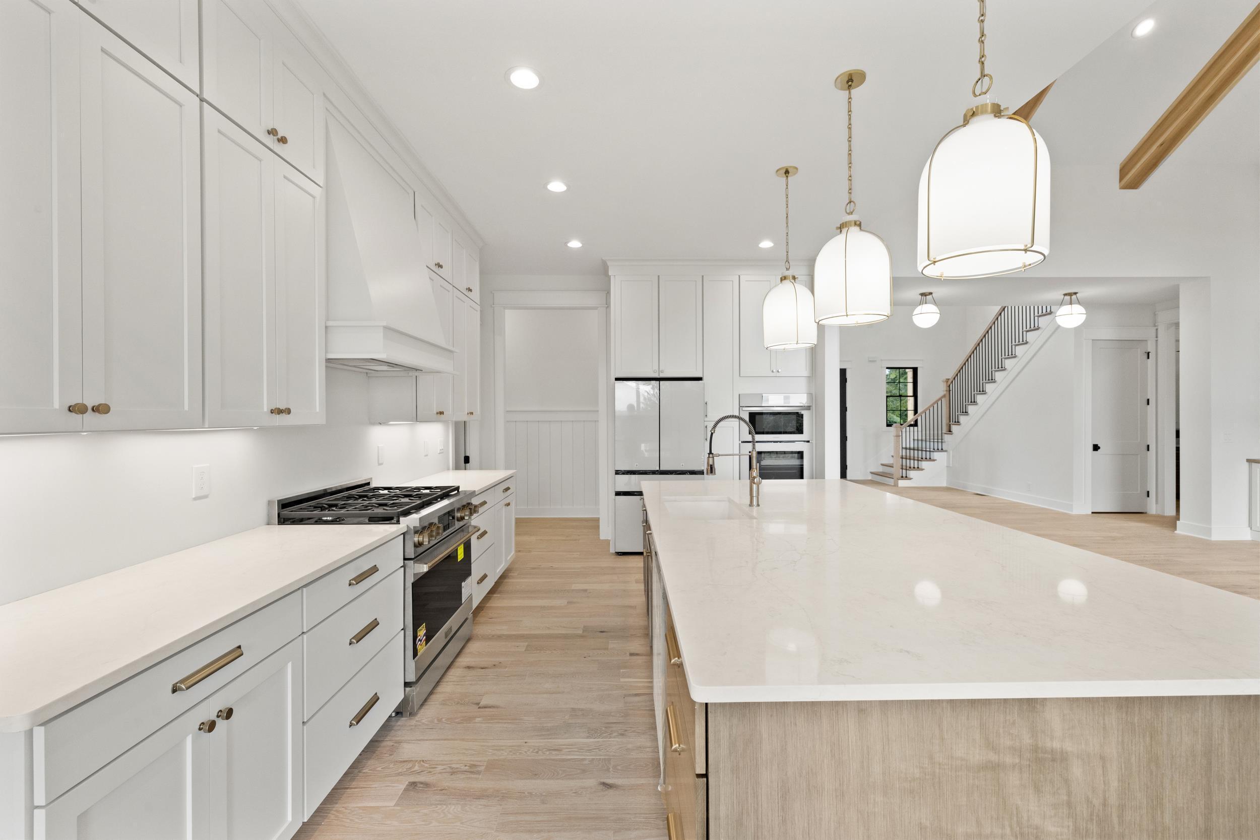 2305 Harrodsburg Road