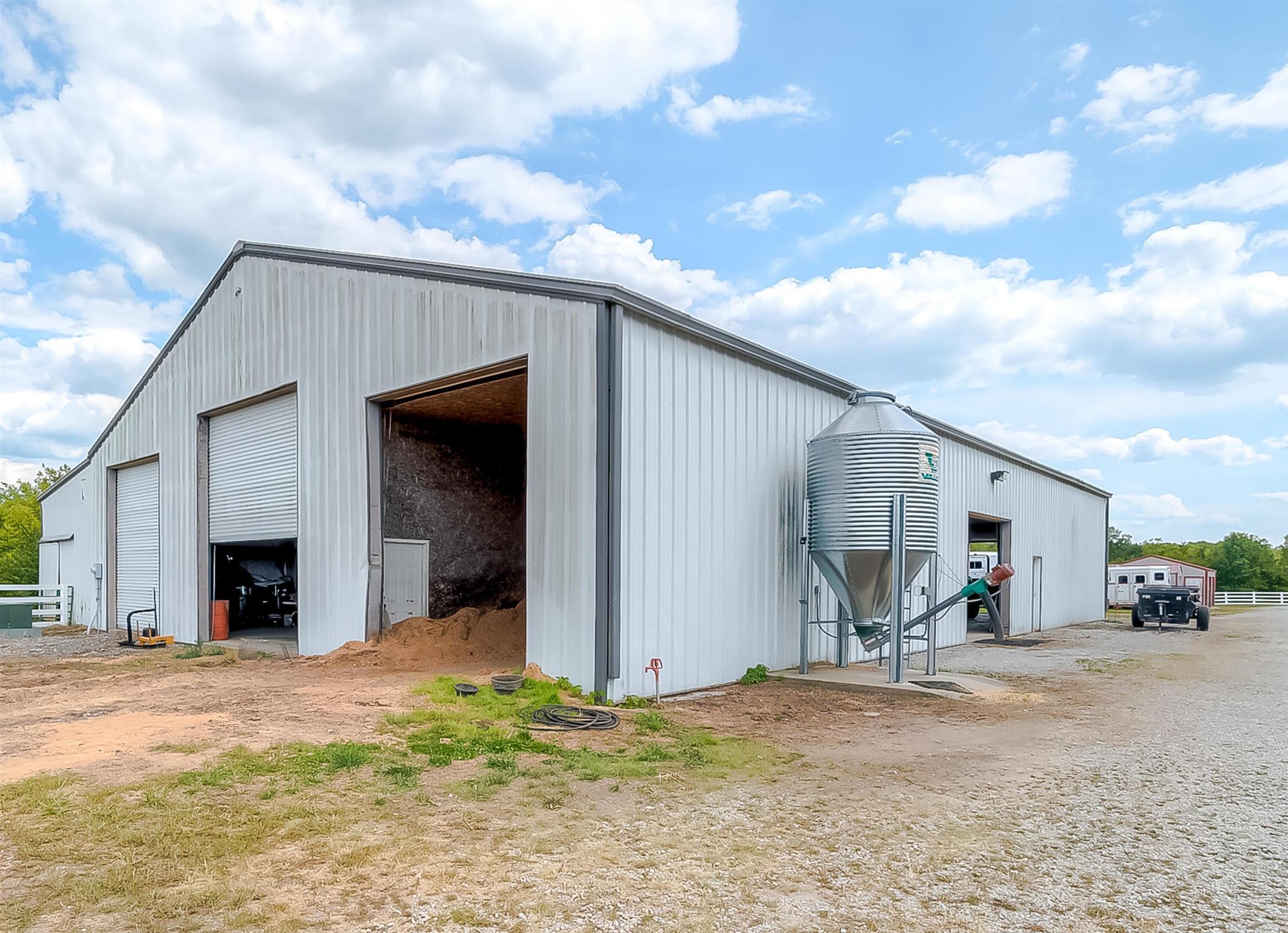 2305 Harrodsburg Road