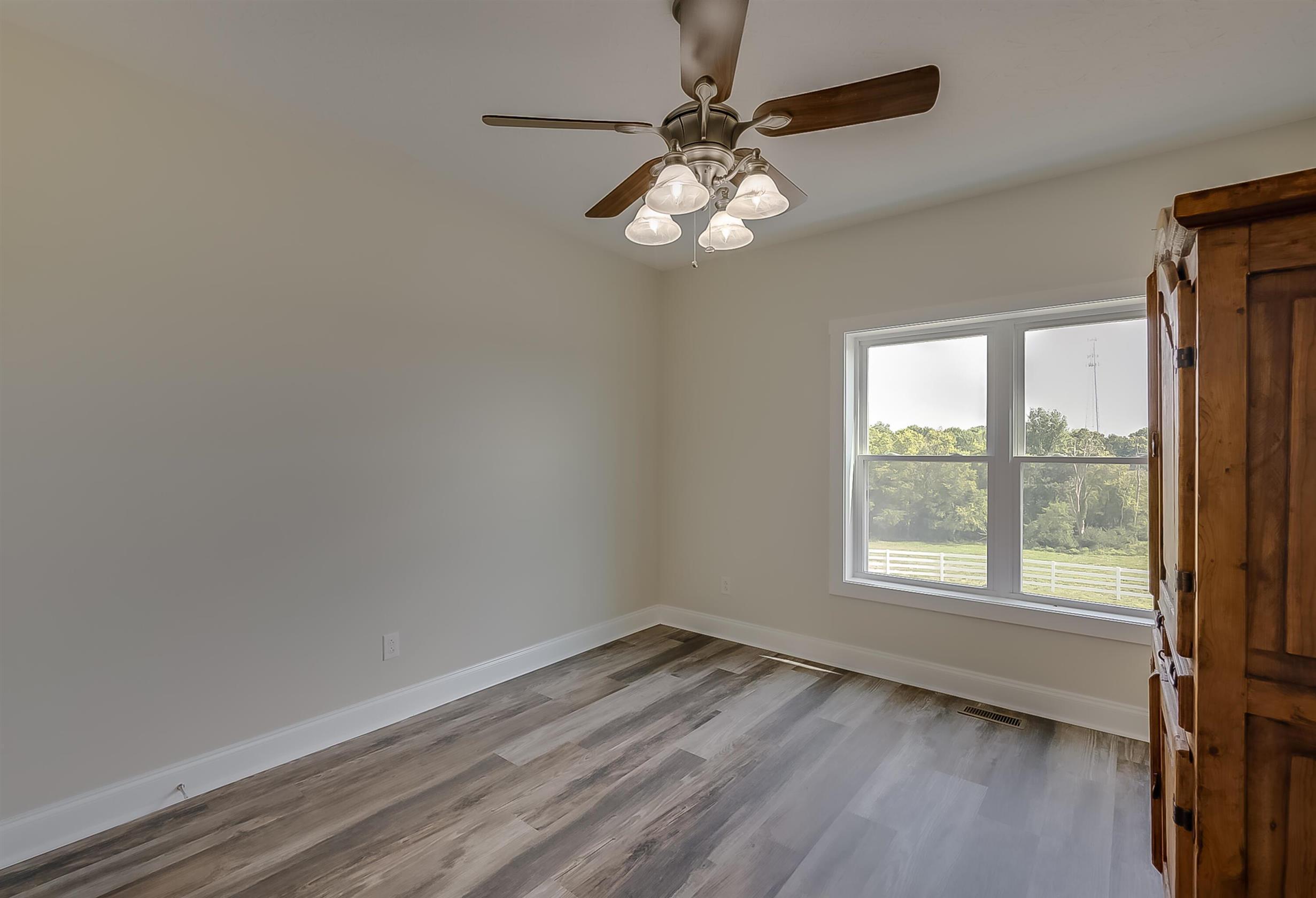 2305 Harrodsburg Road