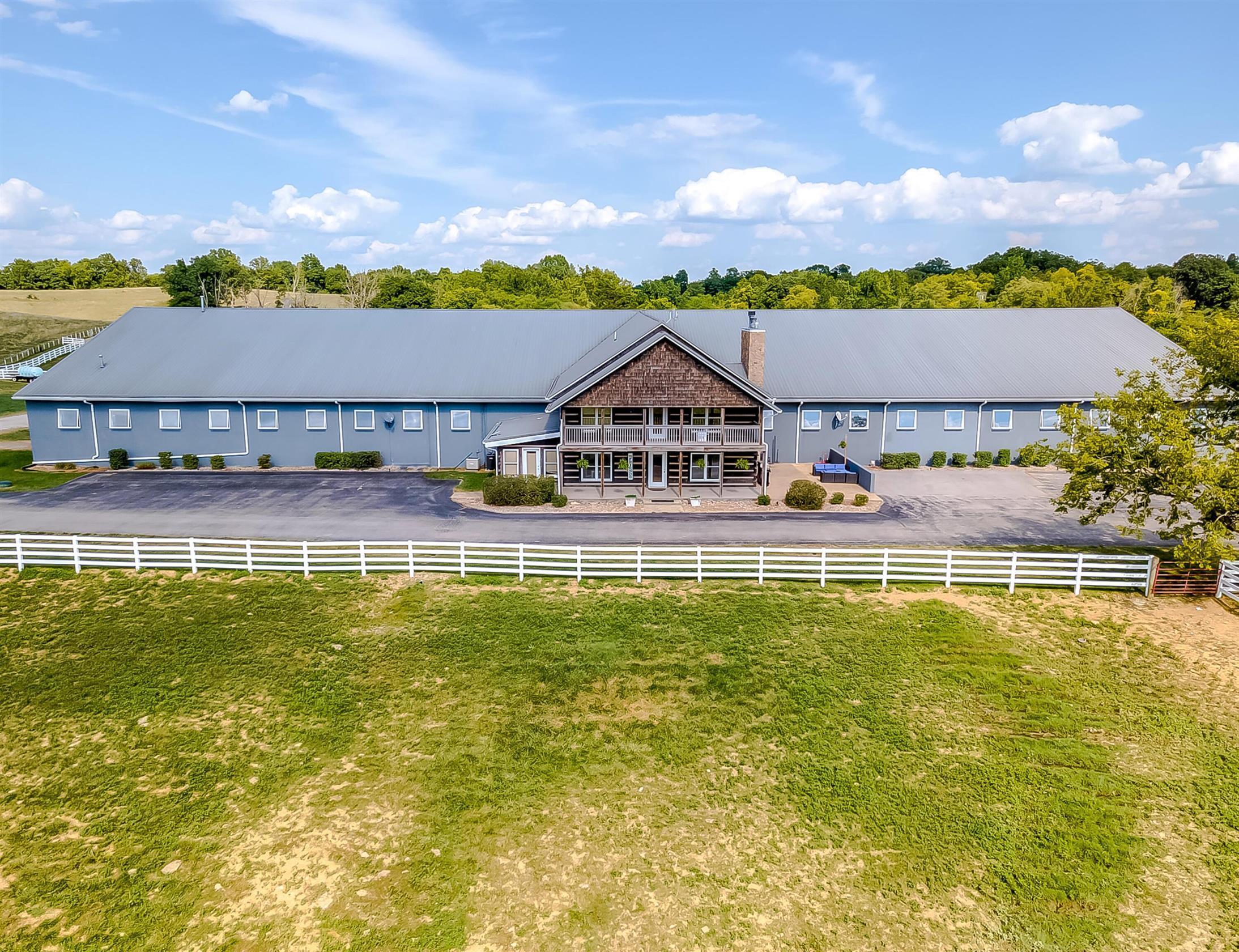 2305 Harrodsburg Road