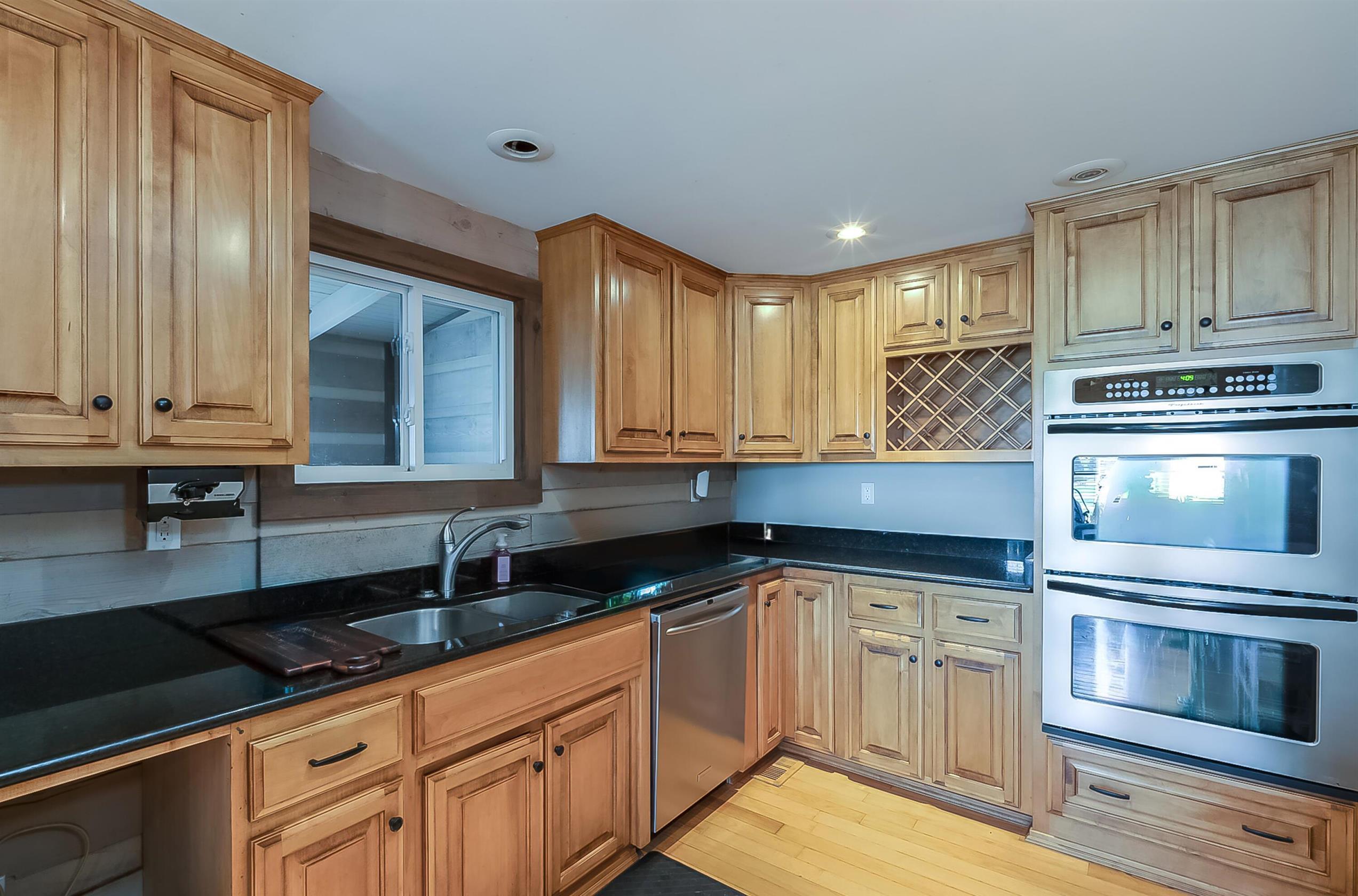 2305 Harrodsburg Road