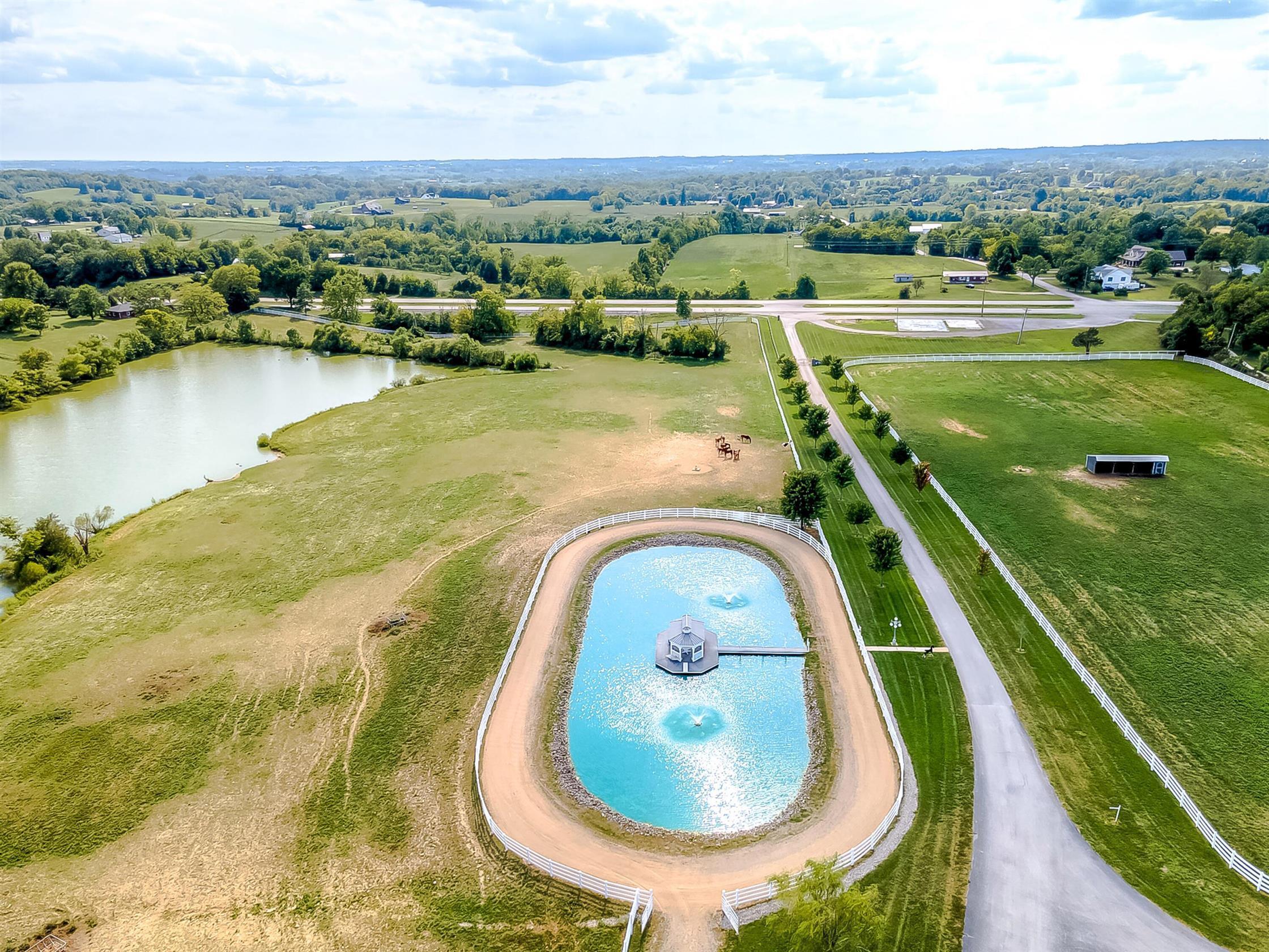 2305 Harrodsburg Road