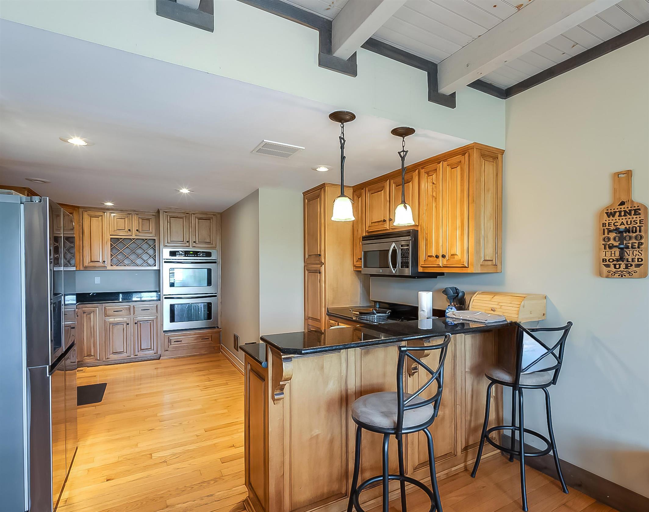 2305 Harrodsburg Road