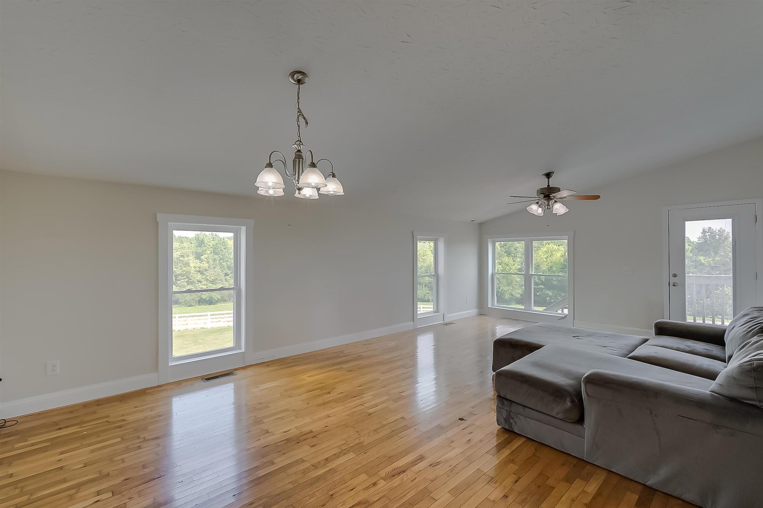 2305 Harrodsburg Road