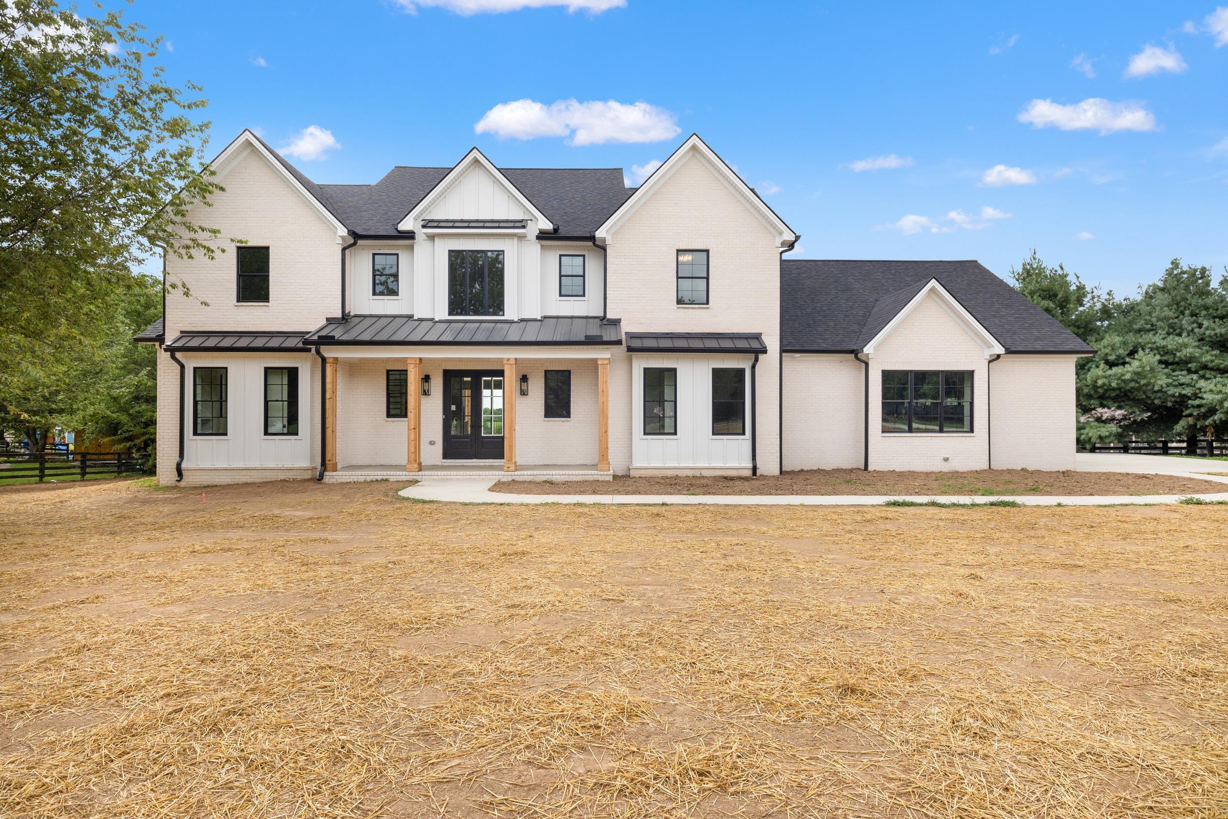 2305 Harrodsburg Road