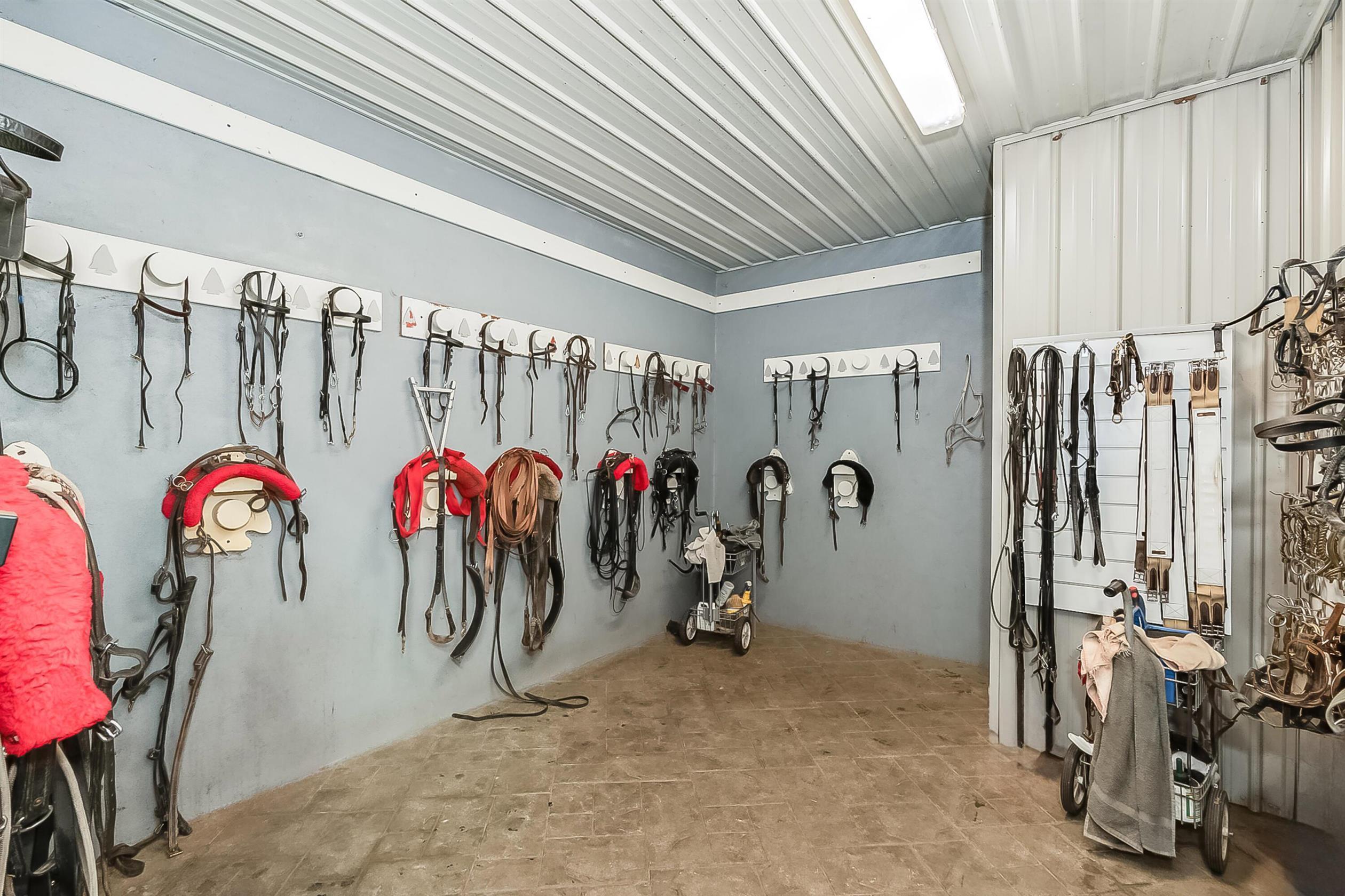 2305 Harrodsburg Road