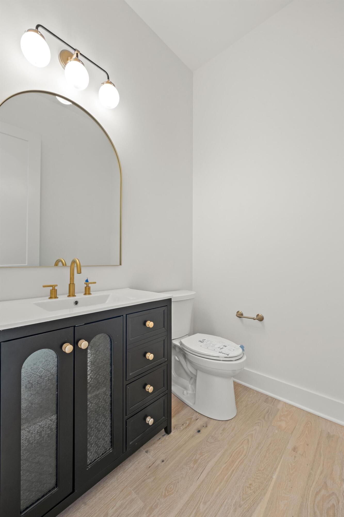 2305 Harrodsburg Road